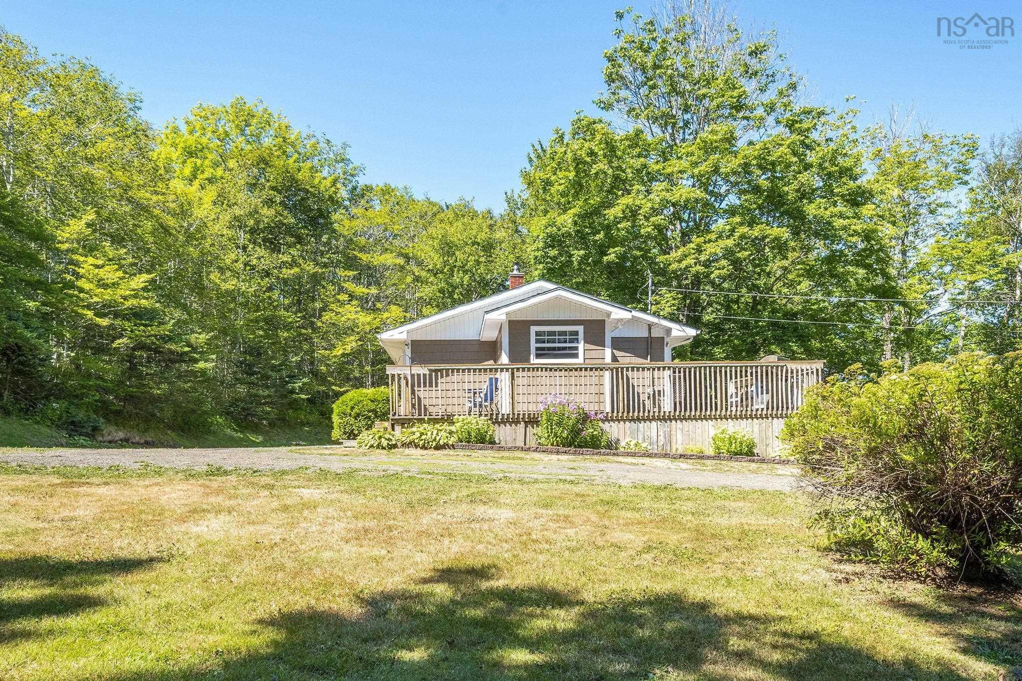 $319,000.00: 1037 Culloden Road, Mount Pleasant