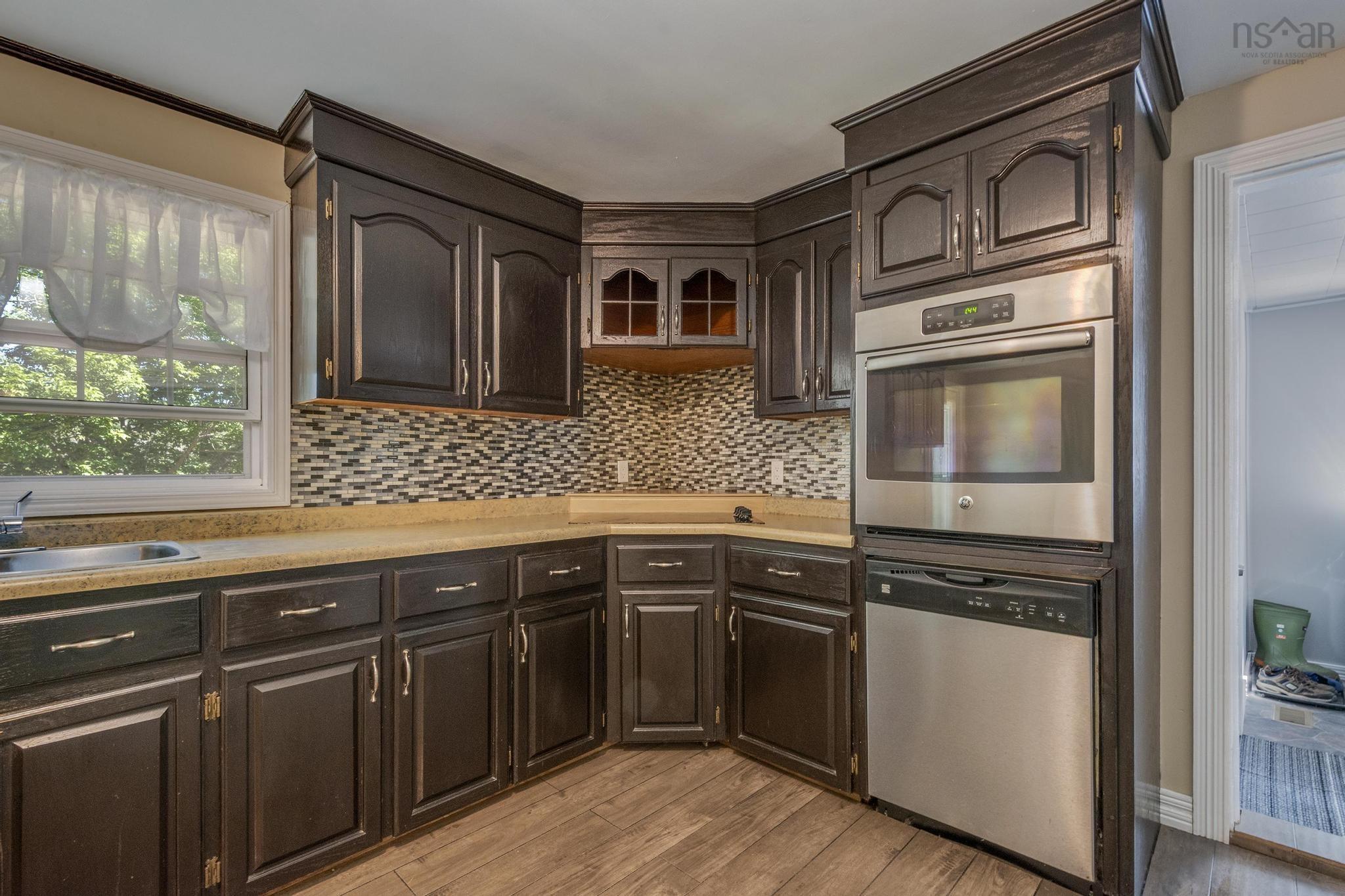 $319,000.00: 1037 Culloden Road, Mount Pleasant