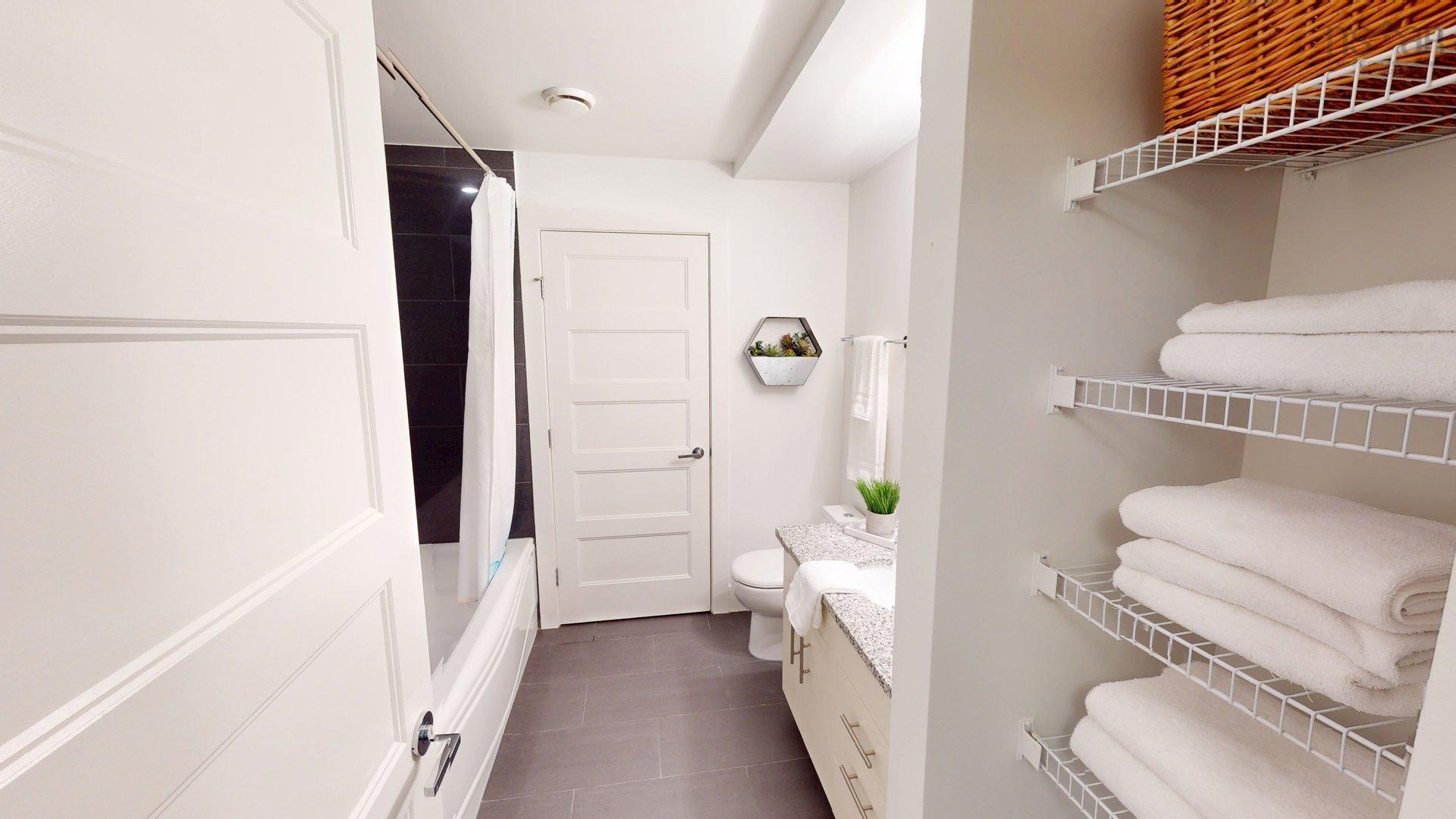 504 15 Kings Wharf Place, Dartmouth, NS (MLS 202603264)