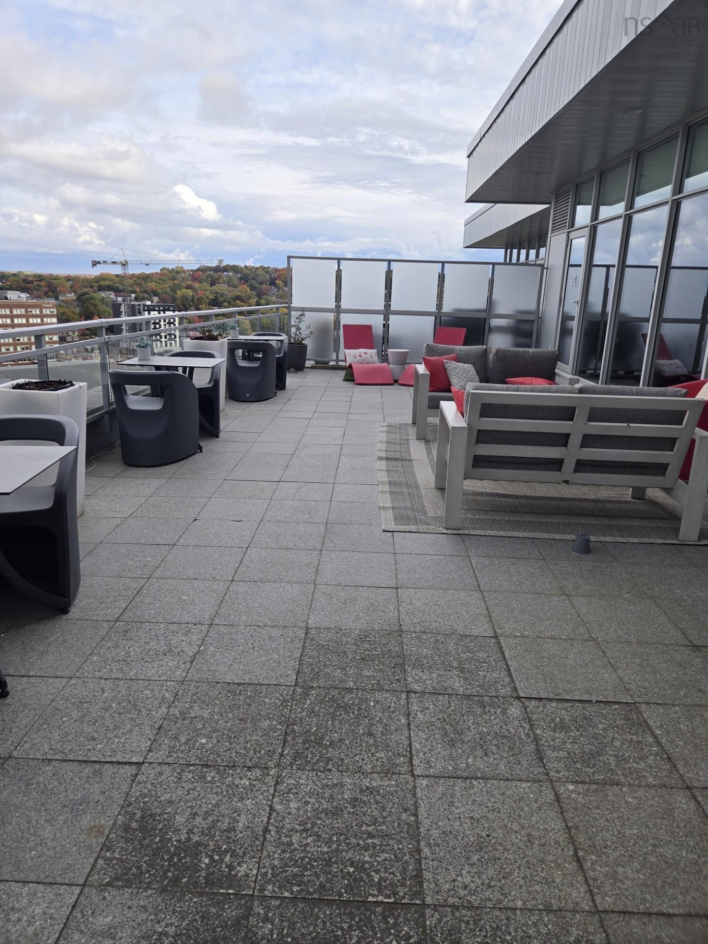 504 15 Kings Wharf Place, Dartmouth, NS (MLS 202603264)