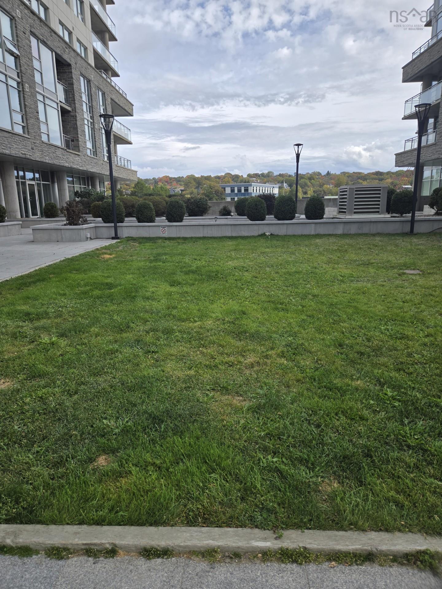 504 15 Kings Wharf Place, Dartmouth, NS (MLS 202603264)