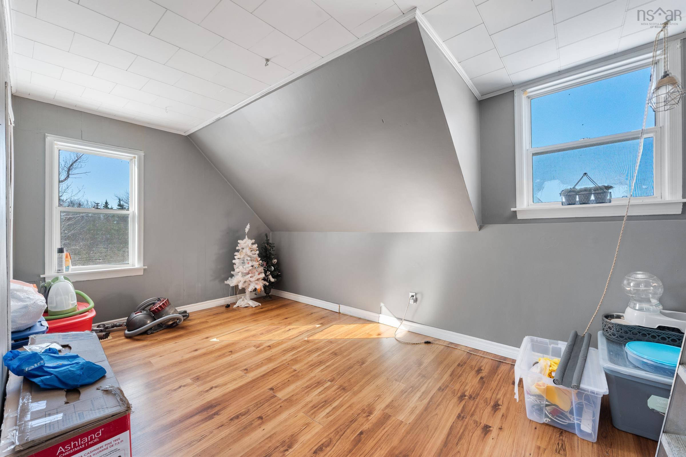 $218,000.00: 90 Oak Park Road, East Pubnico