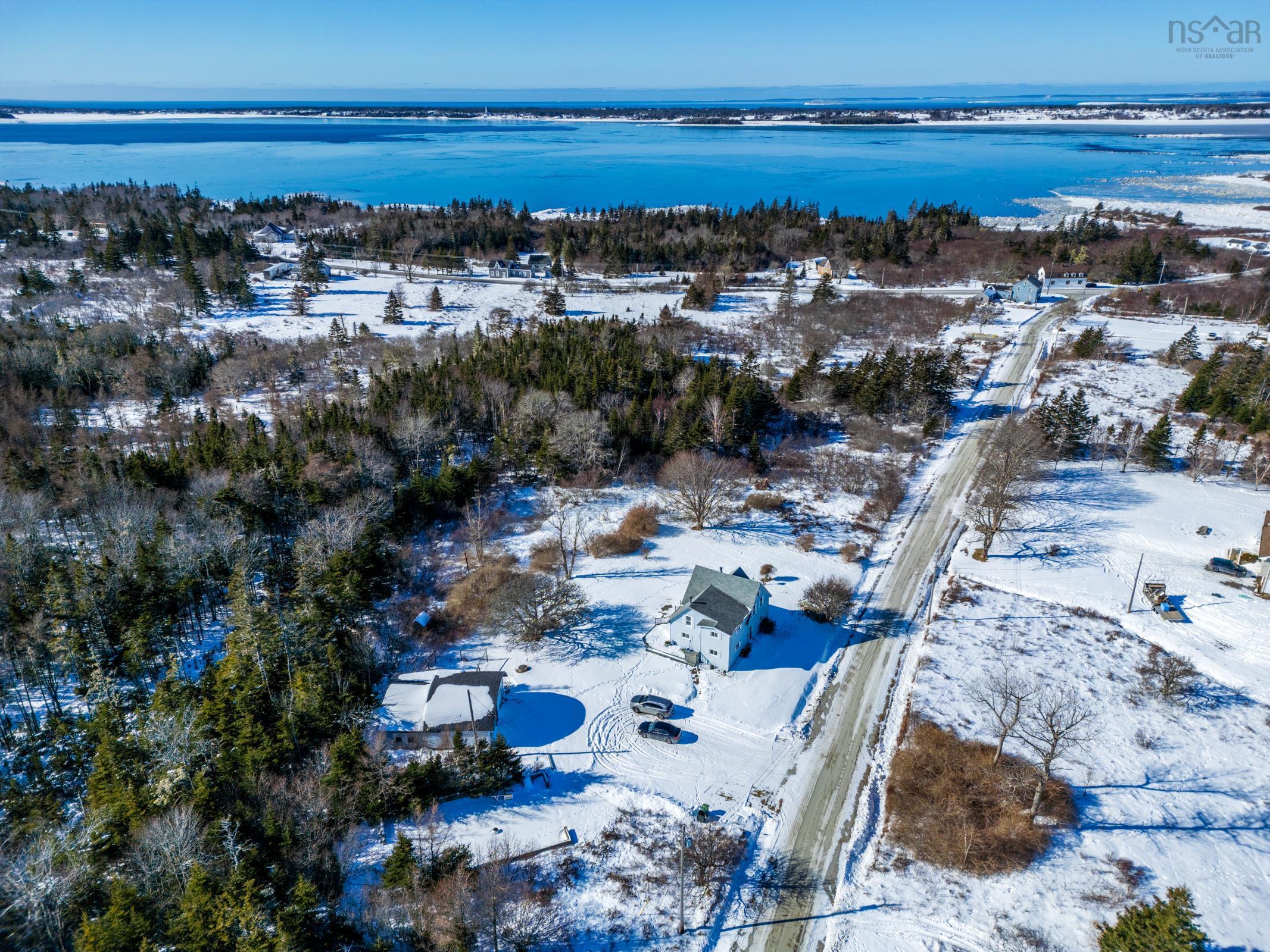 $218,000.00: 90 Oak Park Road, East Pubnico