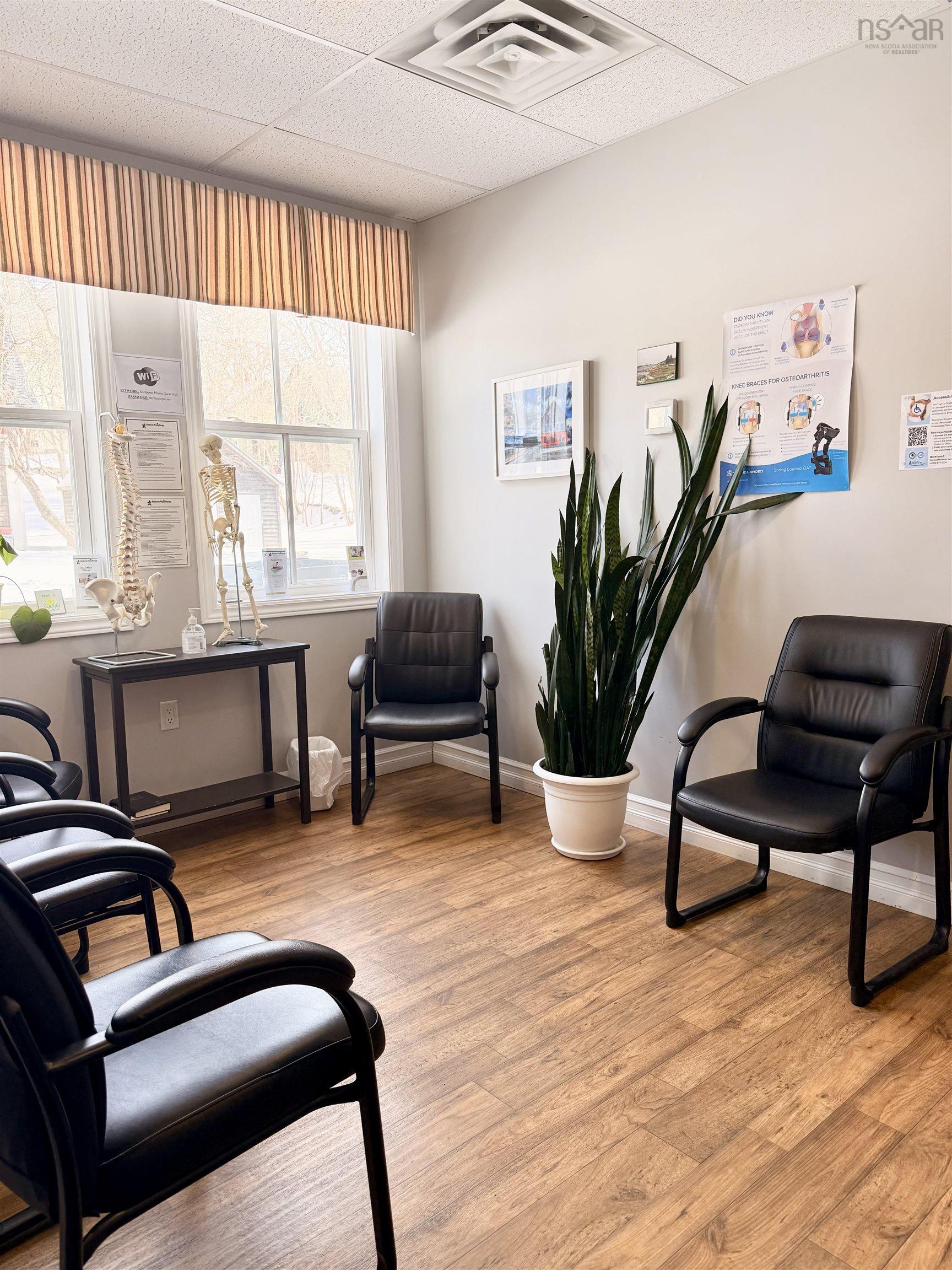 $349,000.00: 10 Ann Street, Shelburne