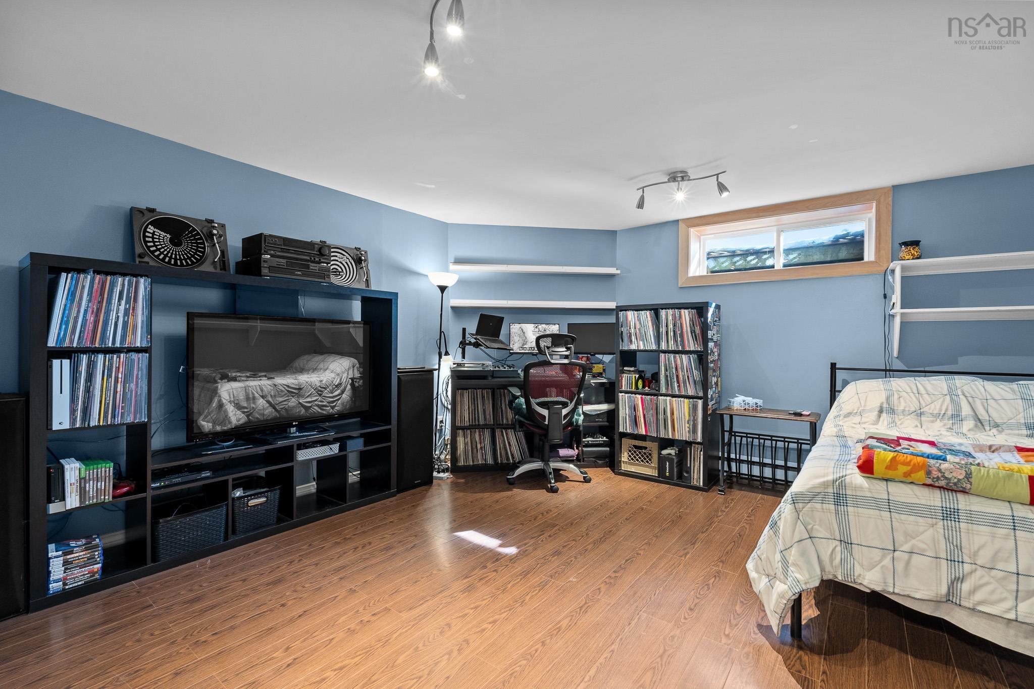 42 Pioneer Avenue, Halifax, NS (MLS 202603276)