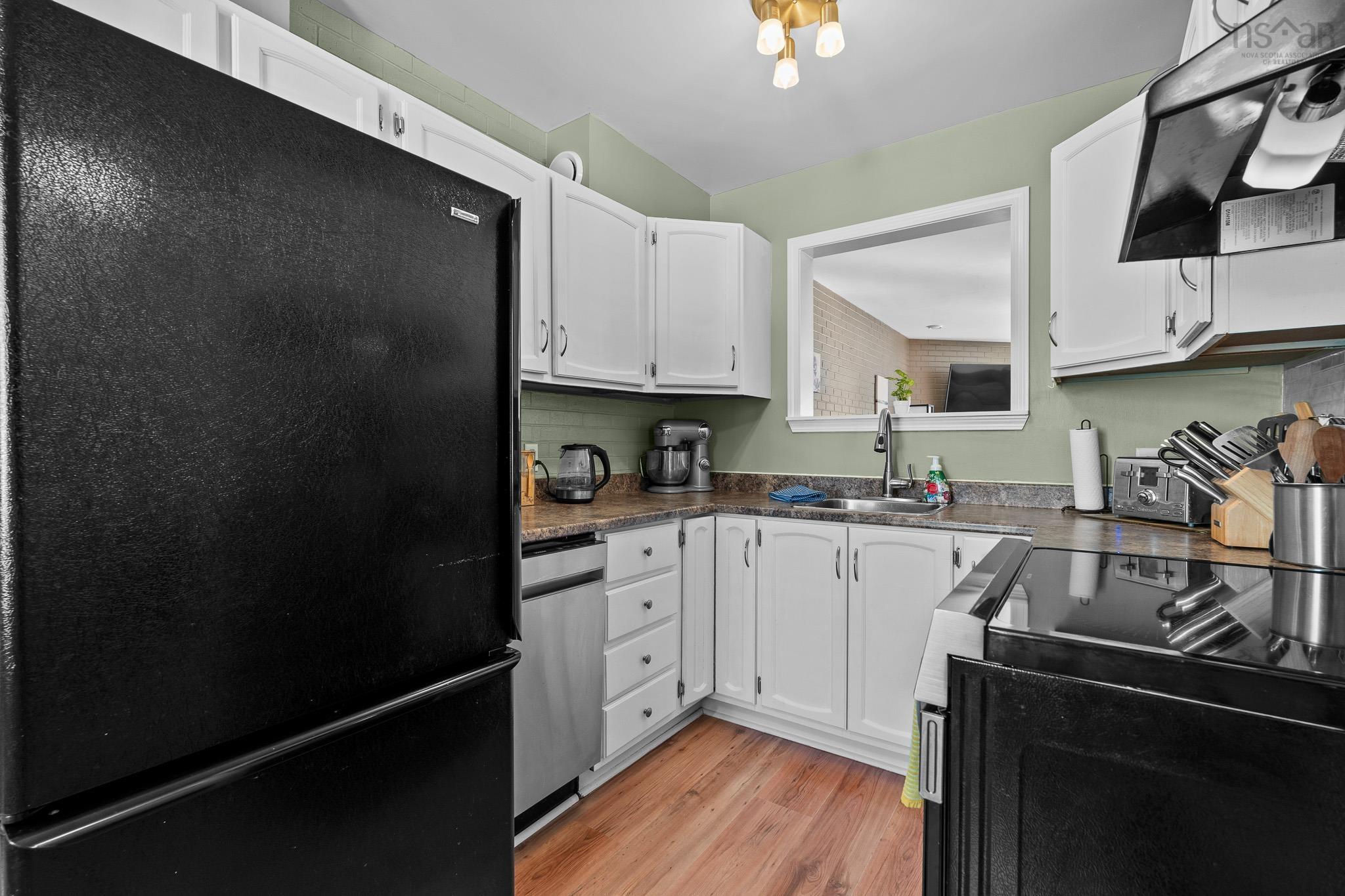 42 Pioneer Avenue, Halifax, NS (MLS 202603276)