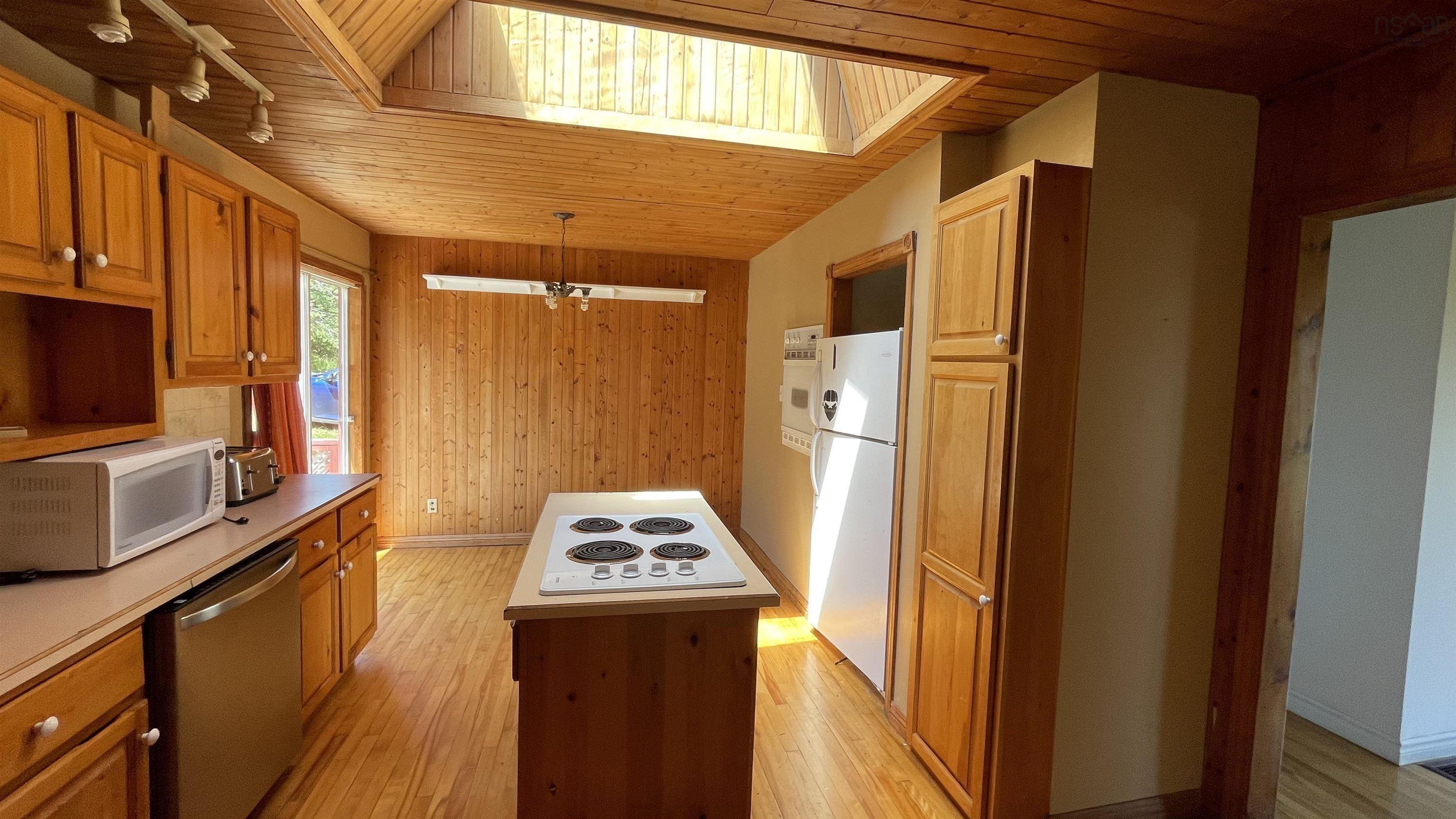 $549,900.00: 1680 West Jeddore Road, West Jeddore