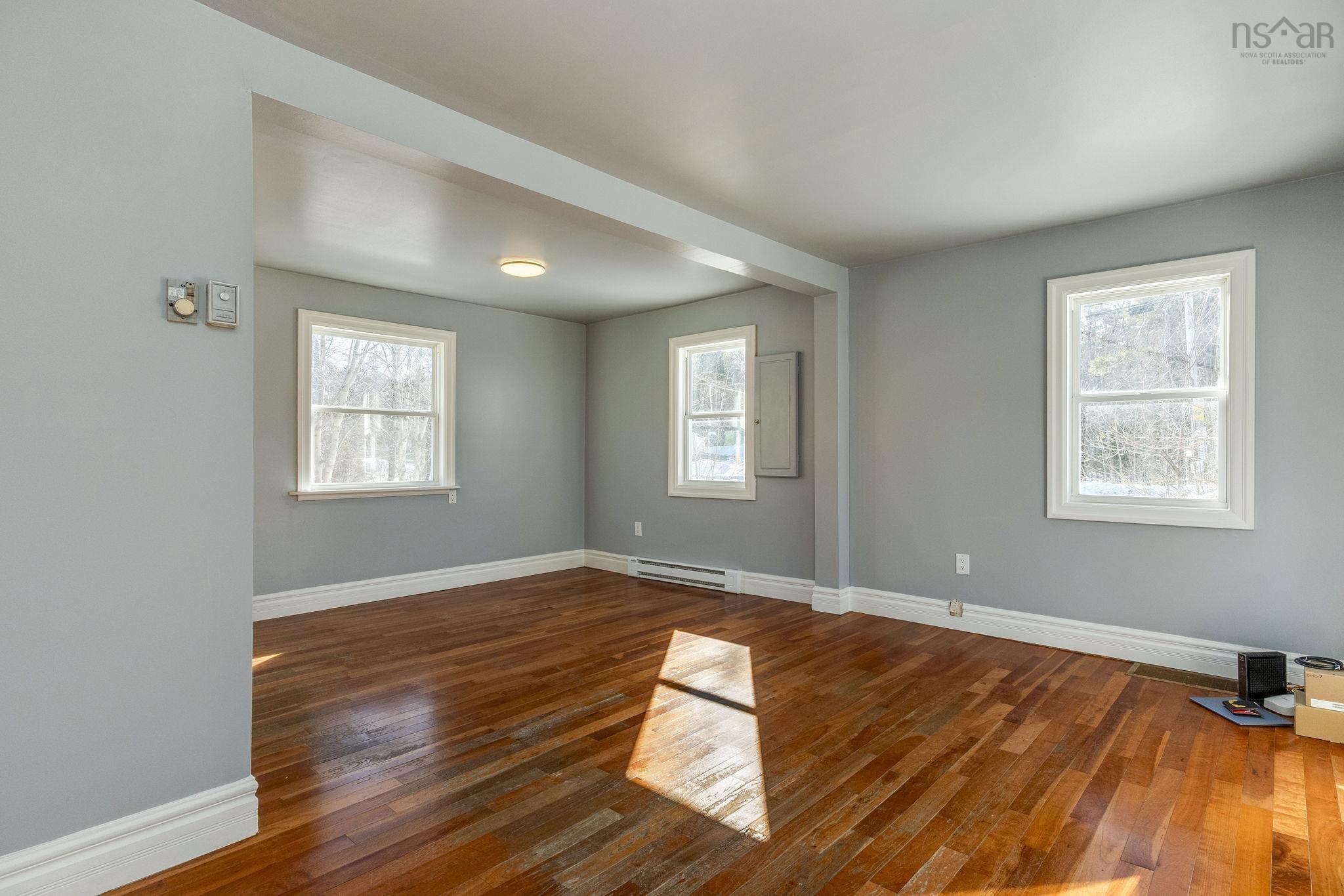 $464,500.00: 2 Oldham Rd, Enfield