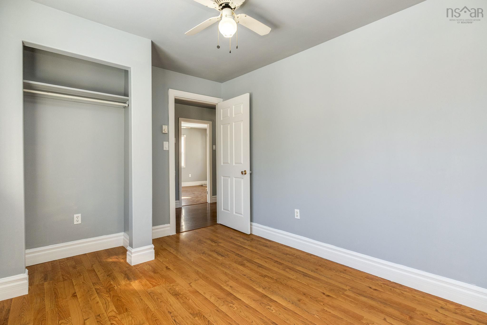 $399,900.00: 2 Oldham Road, Enfield