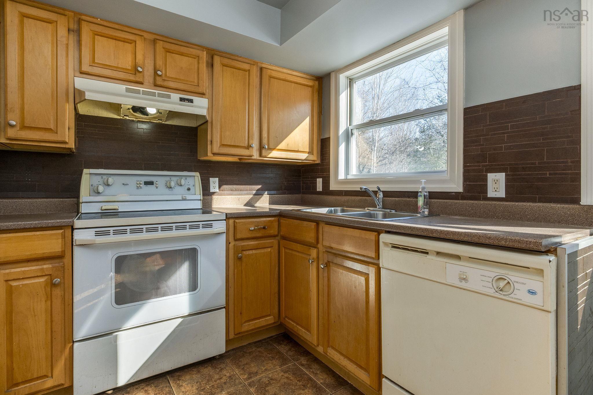 $464,500.00: 2 Oldham Rd, Enfield