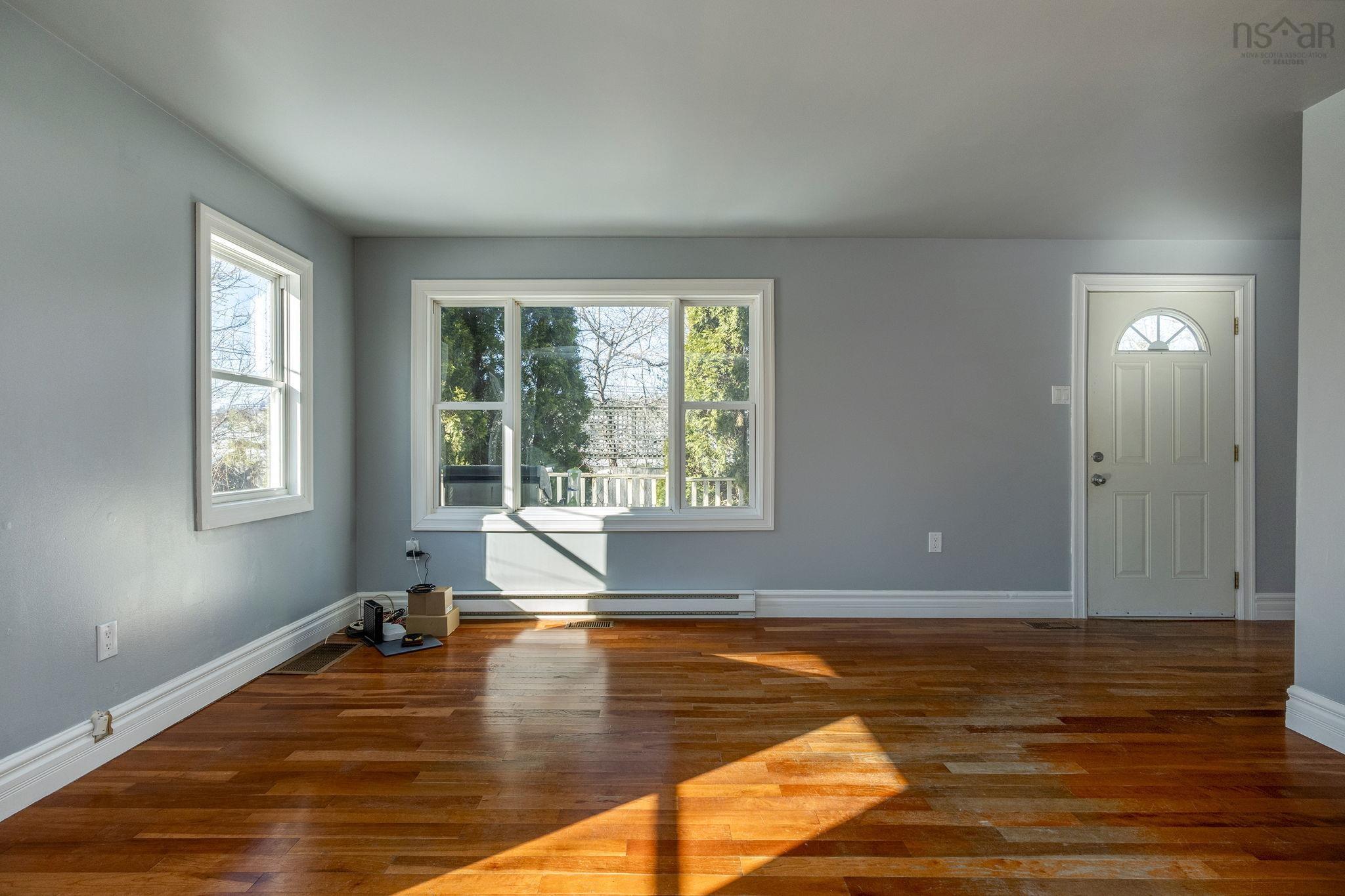 $464,500.00: 2 Oldham Rd, Enfield