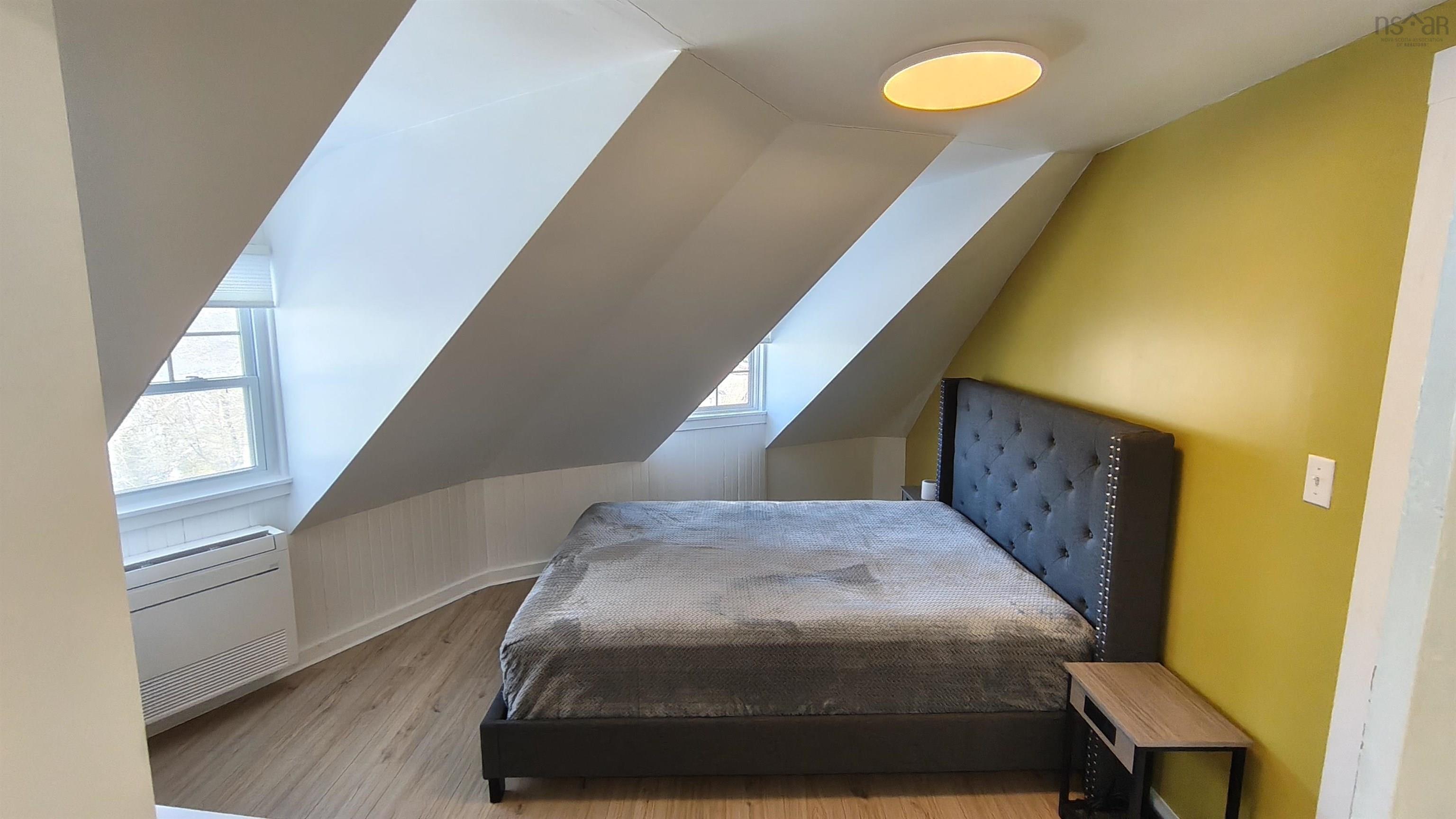 $525,000.00: 7 Candy Lane, Hebron