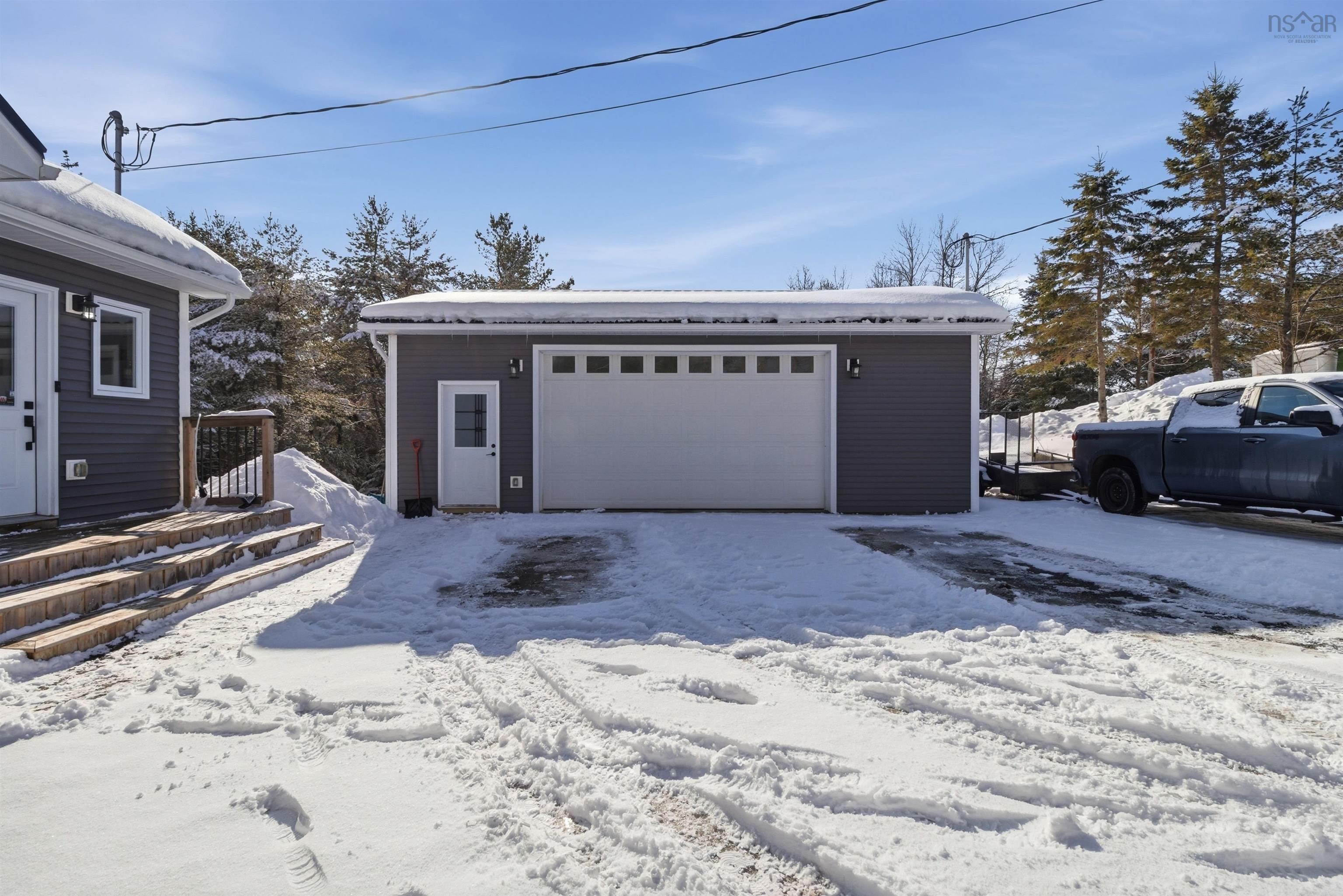 $799,900.00: 109 Ardoise Lane, Ardoise