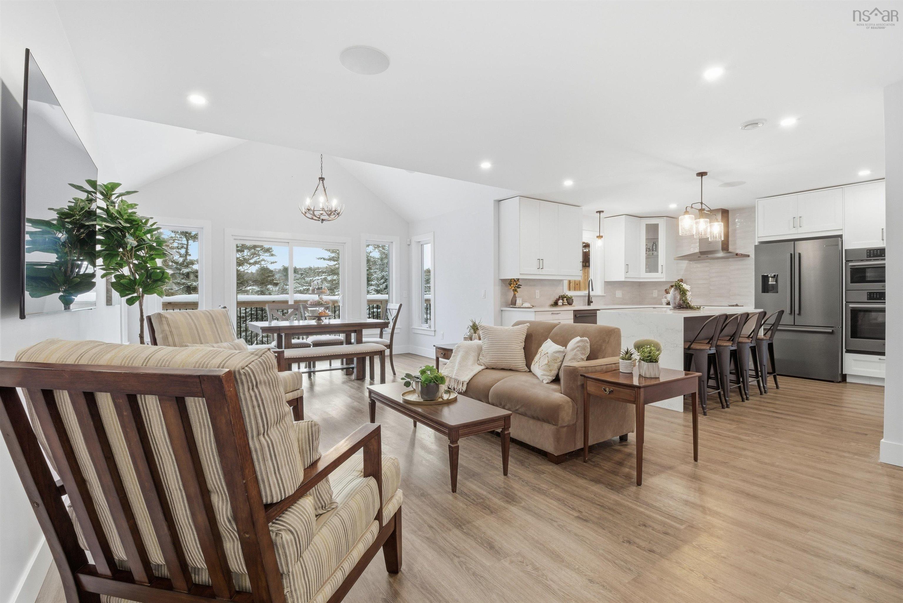 $799,900.00: 109 Ardoise Lane, Ardoise