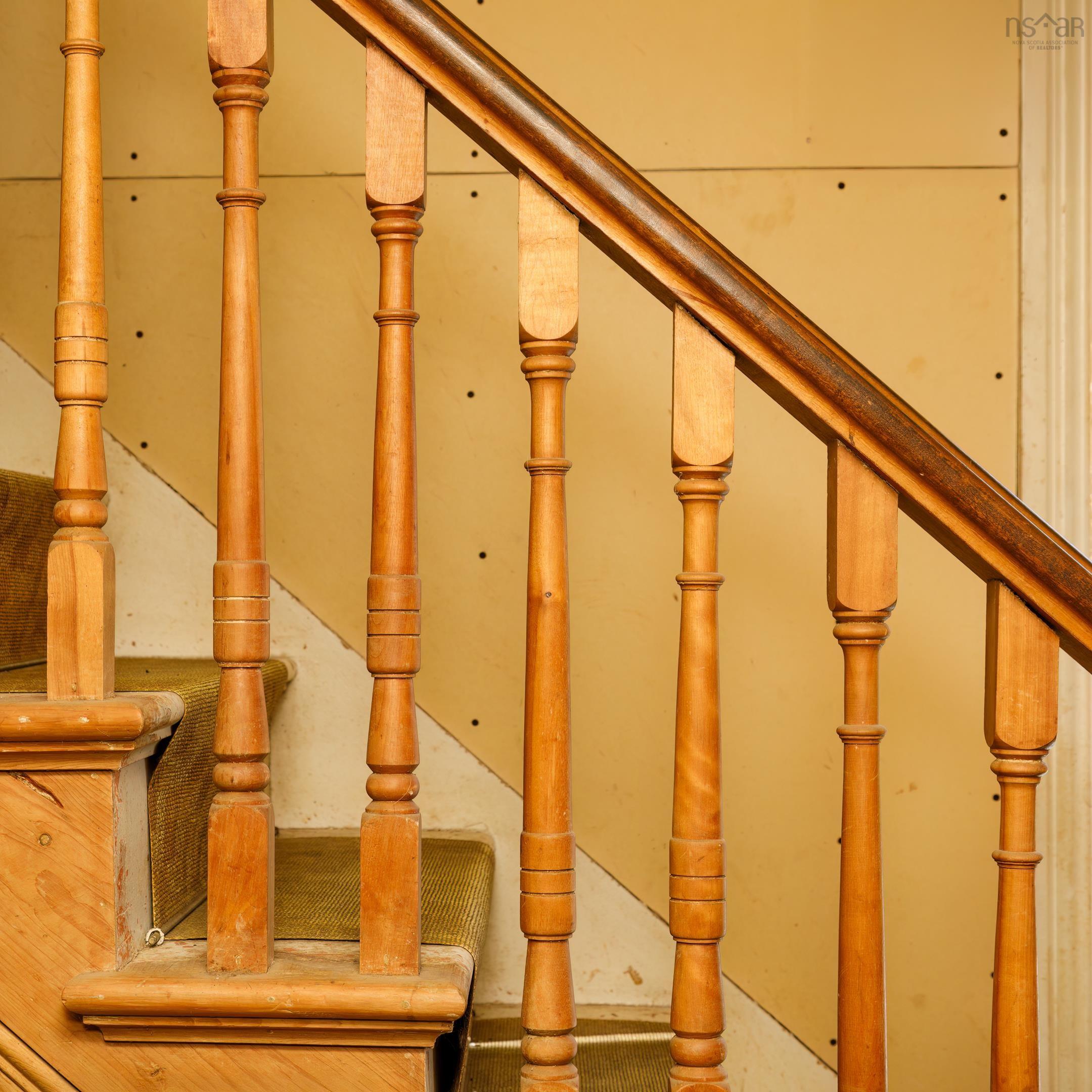 $425,000.00: 5 Feltzen South Road, Bayport