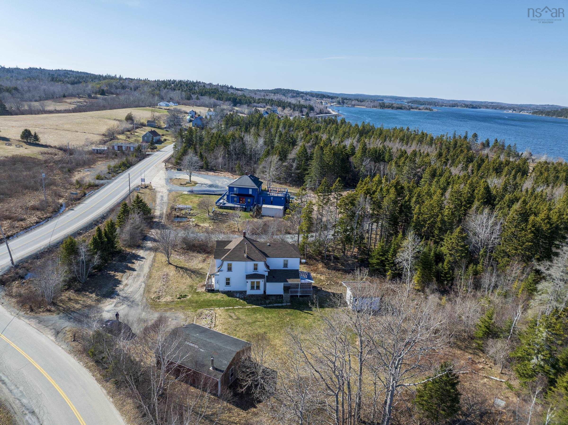 $365,000.00: 5 Feltzen South Road, Bayport