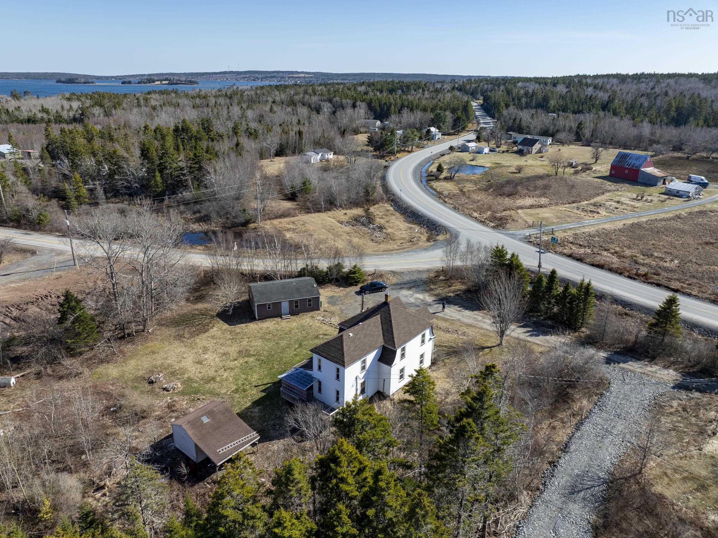 $365,000.00: 5 Feltzen South Road, Bayport
