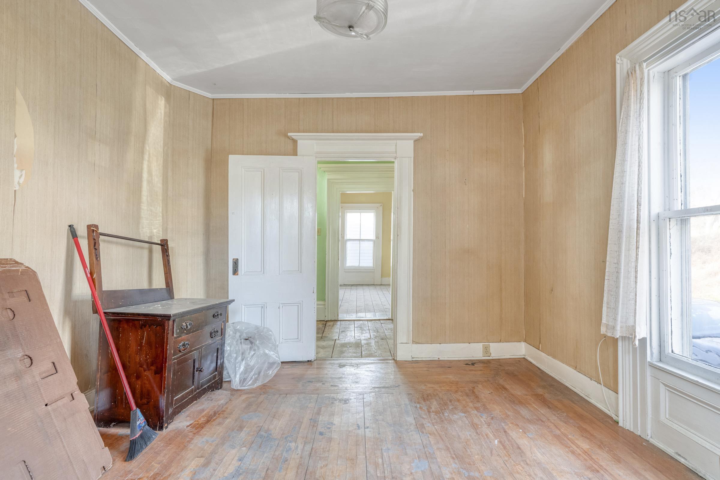 $600,000.00: 200 Montague Street, Lunenburg