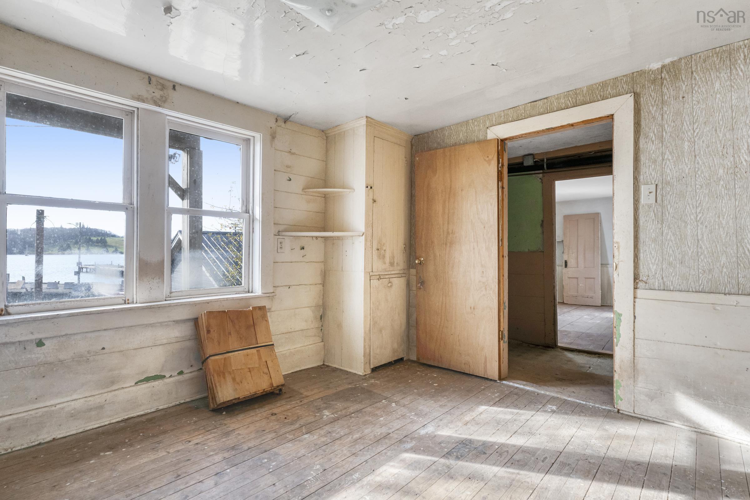 $600,000.00: 200 Montague Street, Lunenburg