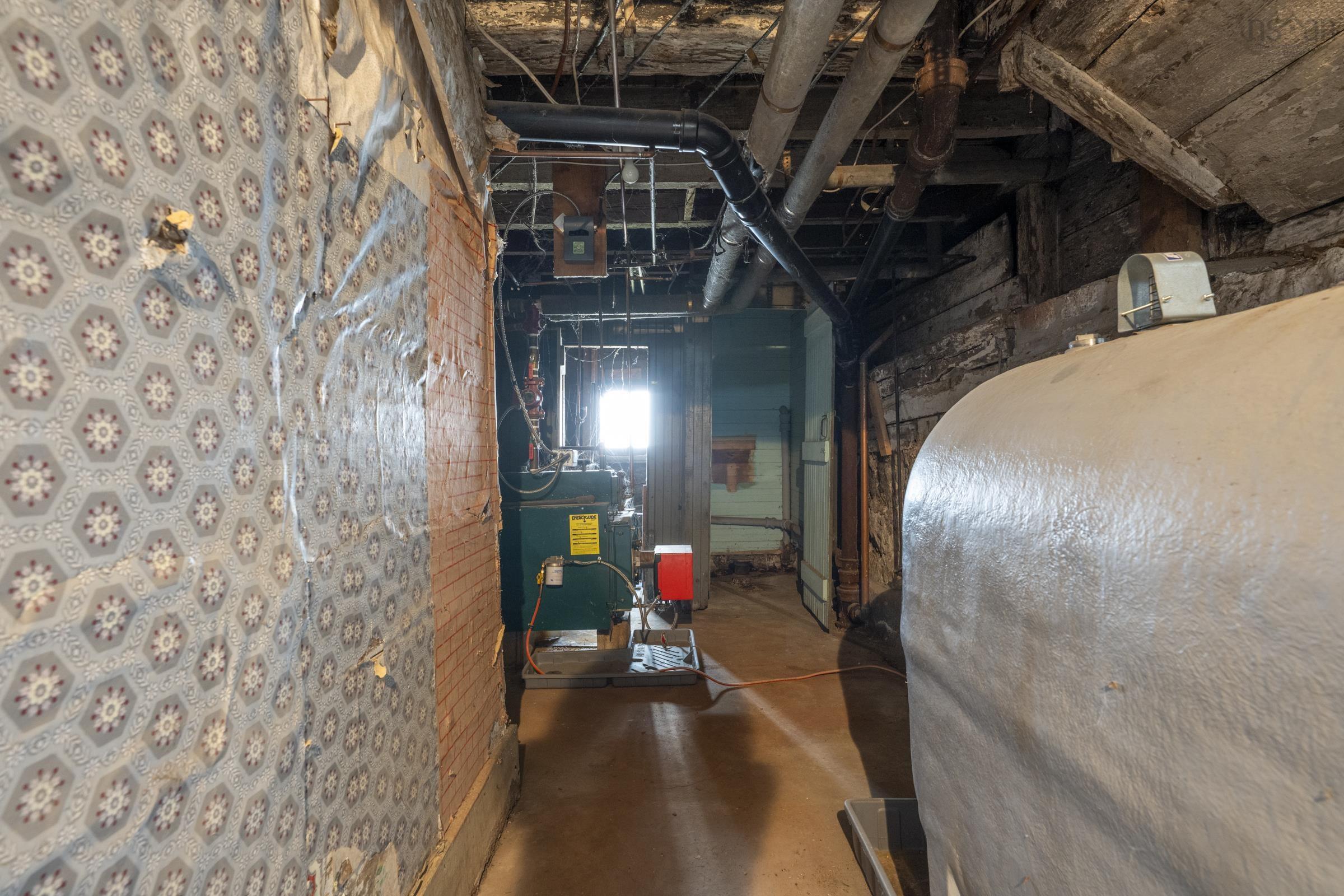 $600,000.00: 200 Montague Street, Lunenburg