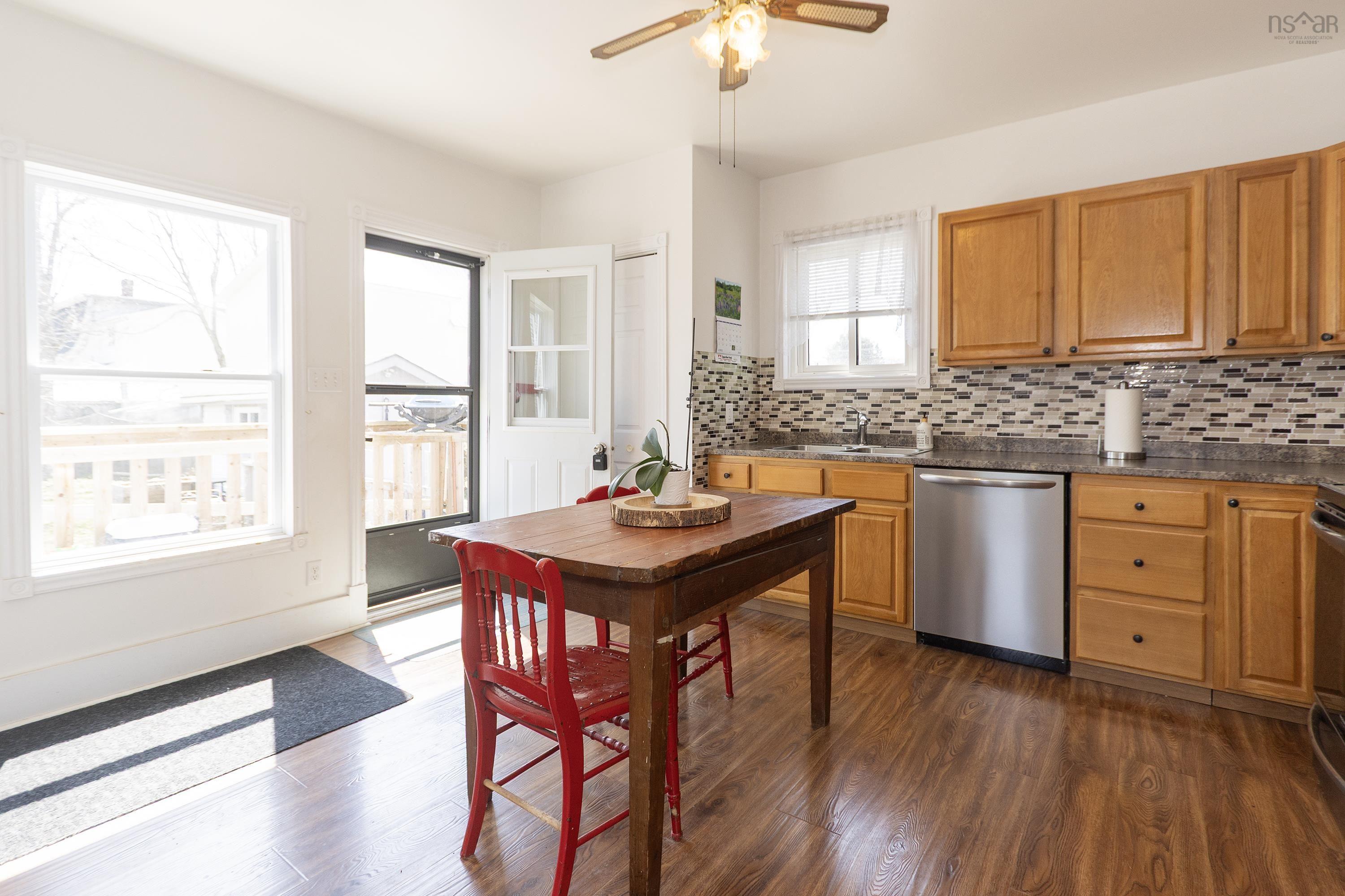 $279,000.00: 100 Queen Street, Parrsboro