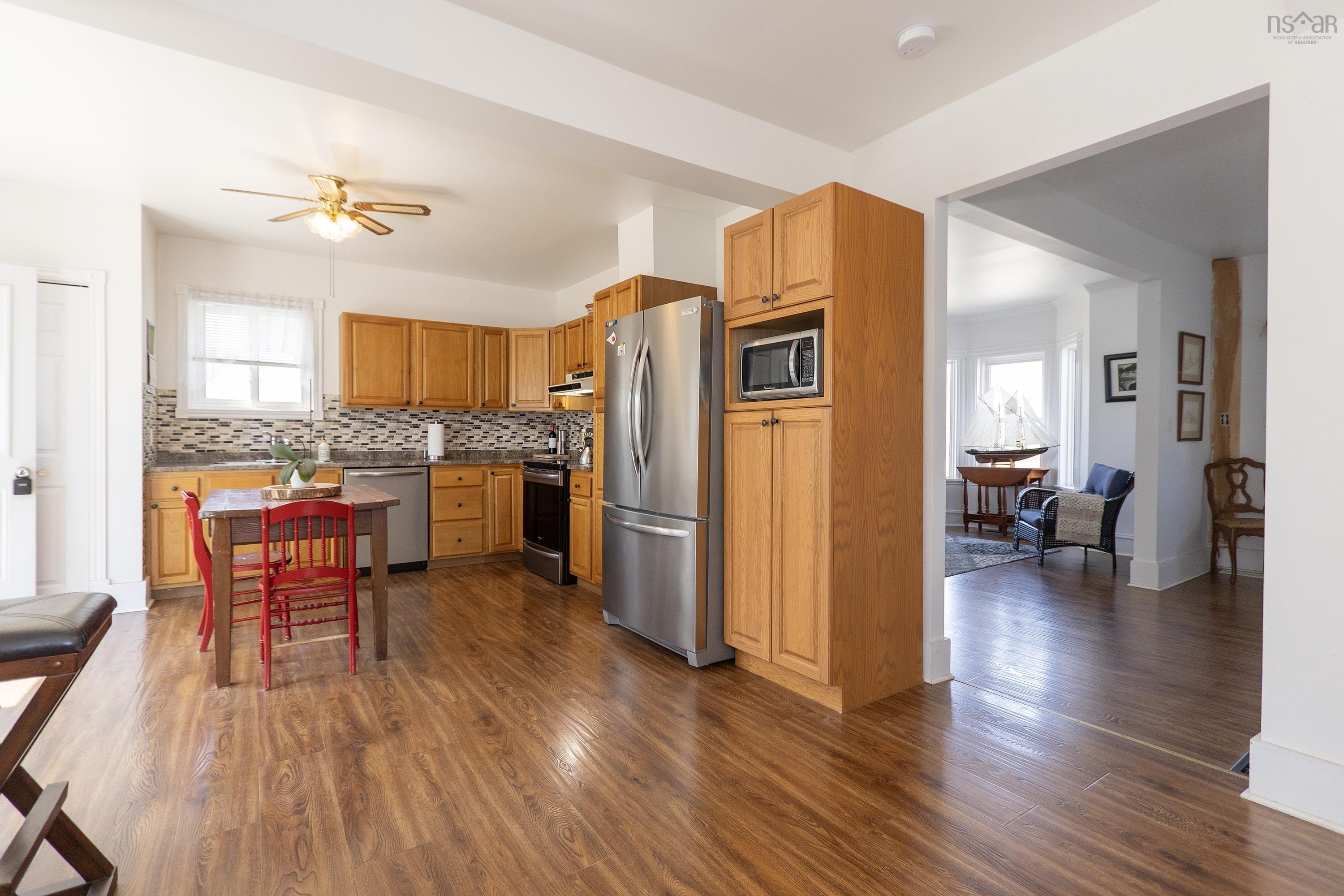 $279,000.00: 100 Queen Street, Parrsboro