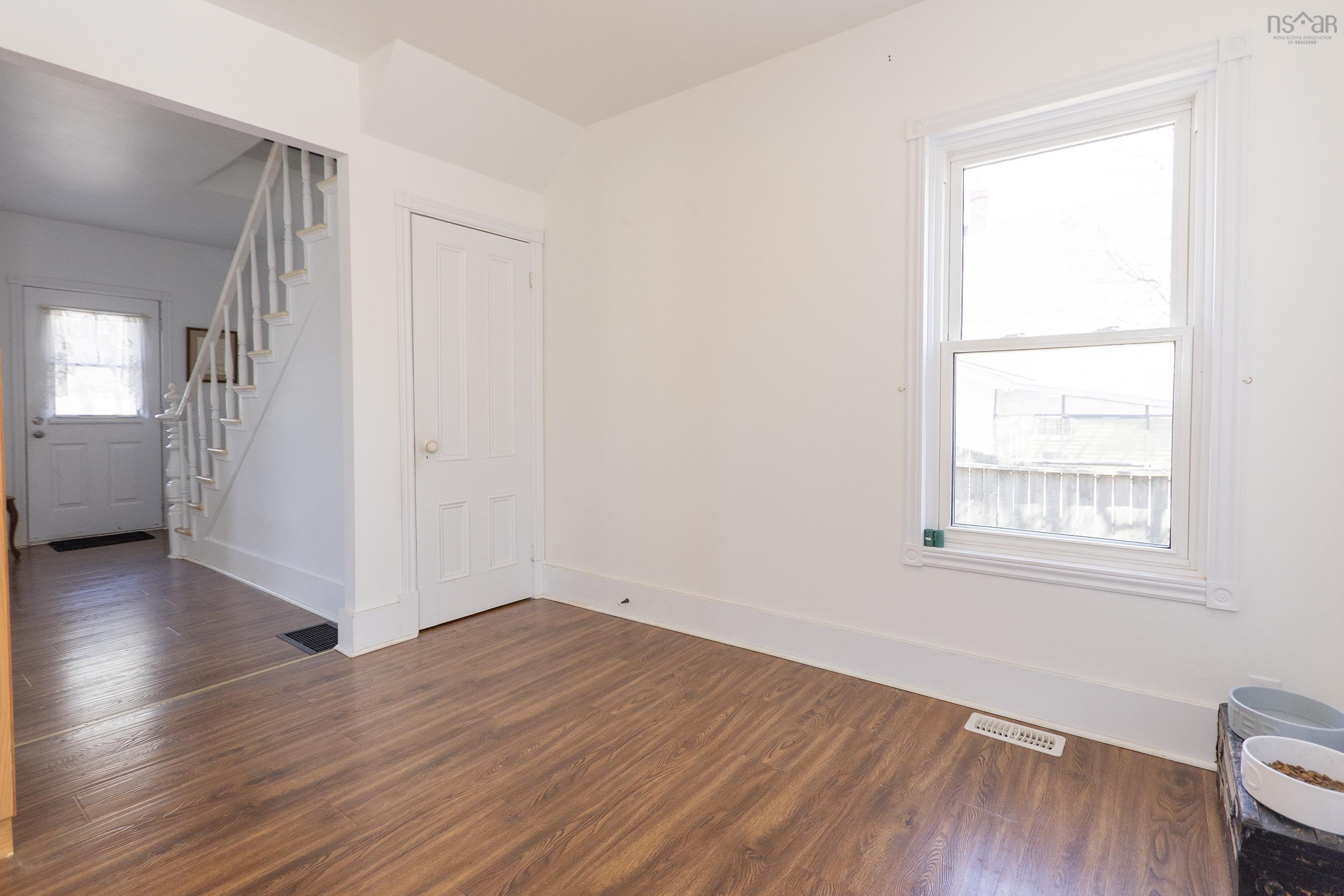 $279,000.00: 100 Queen Street, Parrsboro