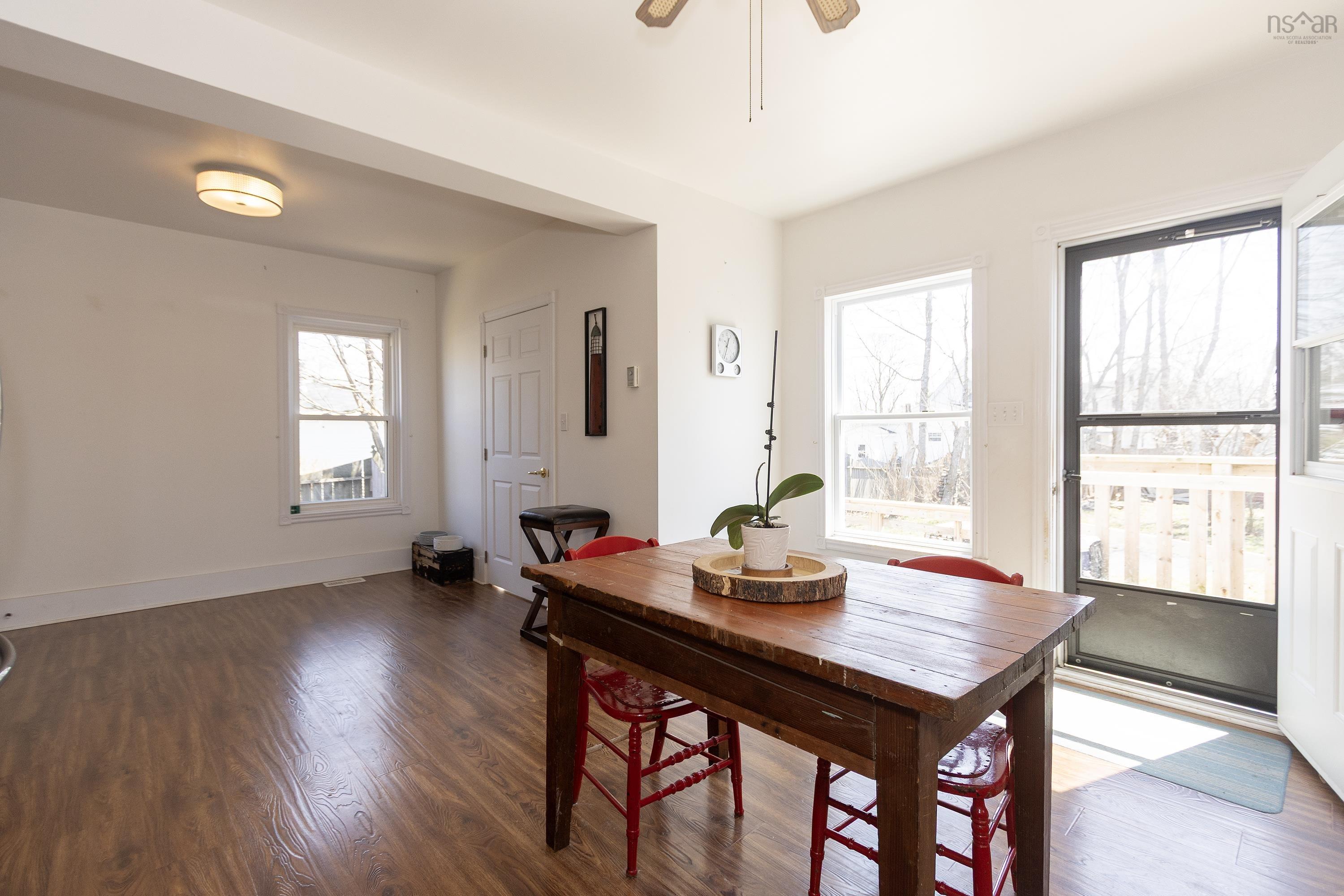 $279,000.00: 100 Queen Street, Parrsboro
