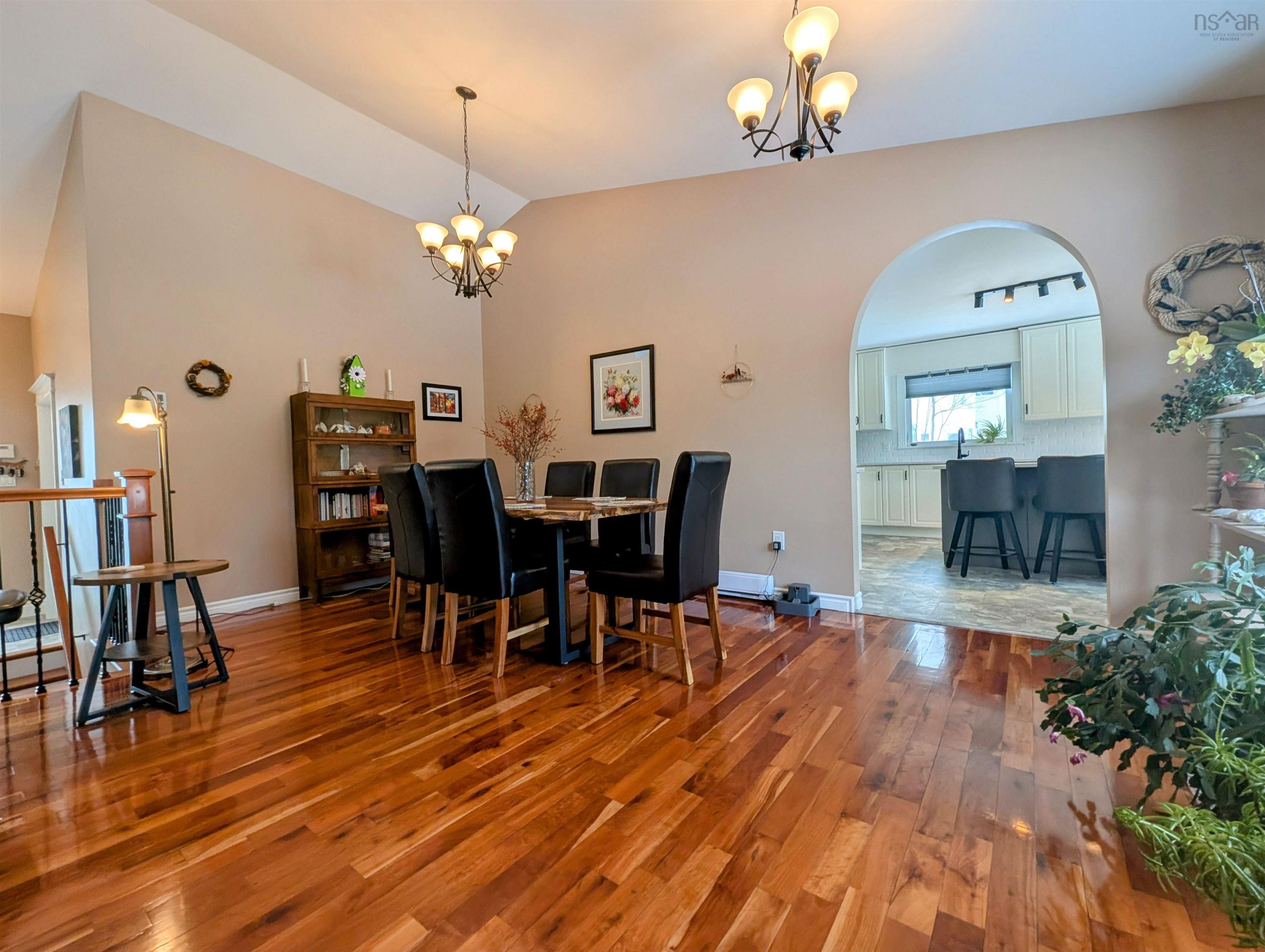 $749,900.00: 30 Terry Road, Windsor Junction