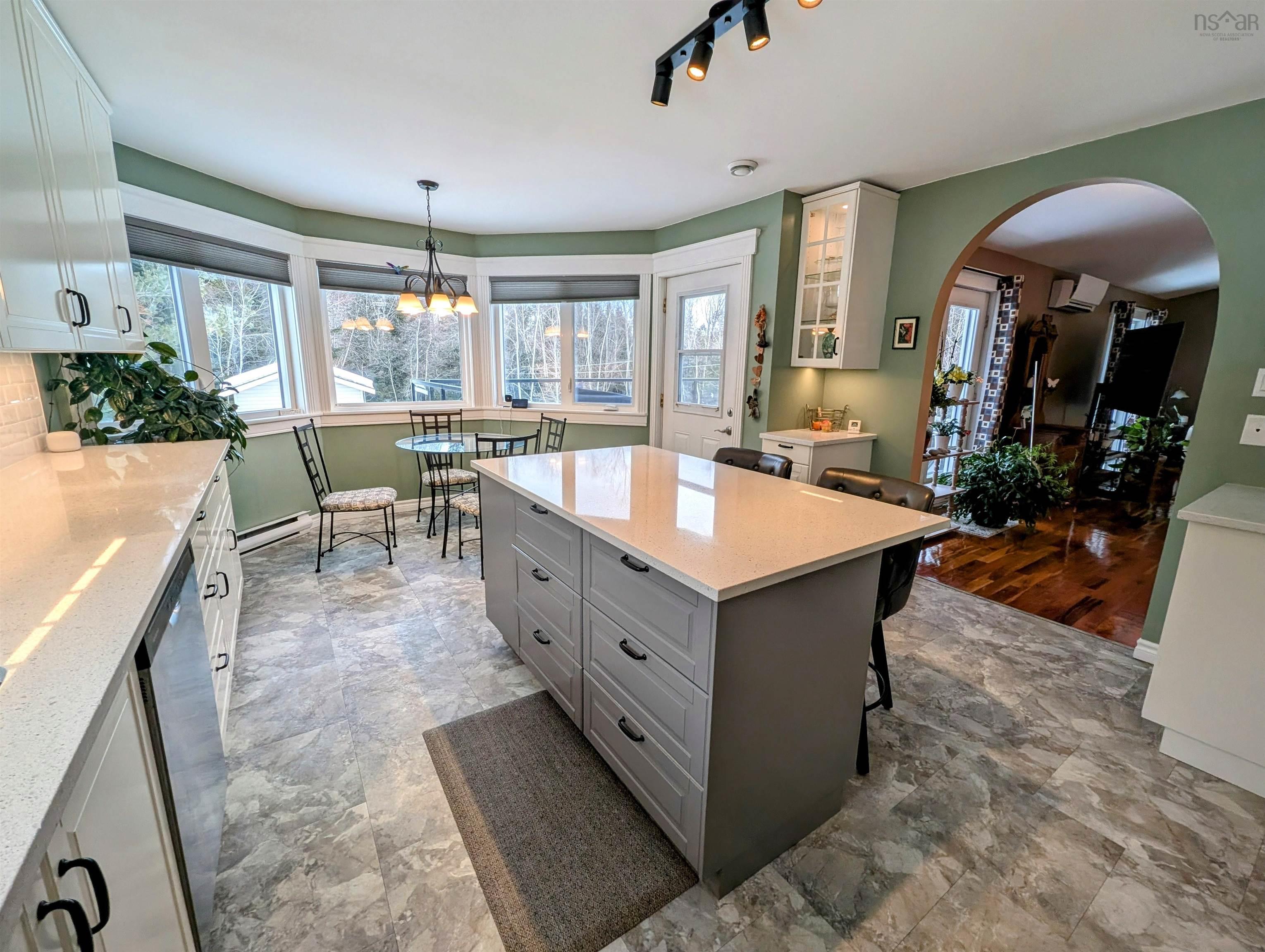 $749,900.00: 30 Terry Road, Windsor Junction