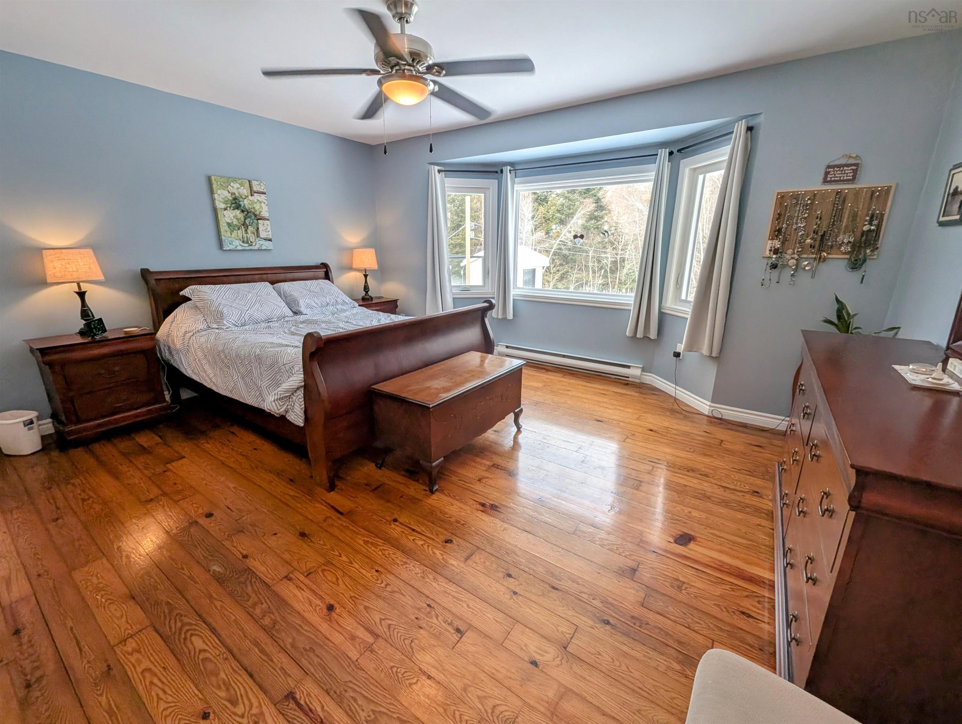 $749,900.00: 30 Terry Road, Windsor Junction