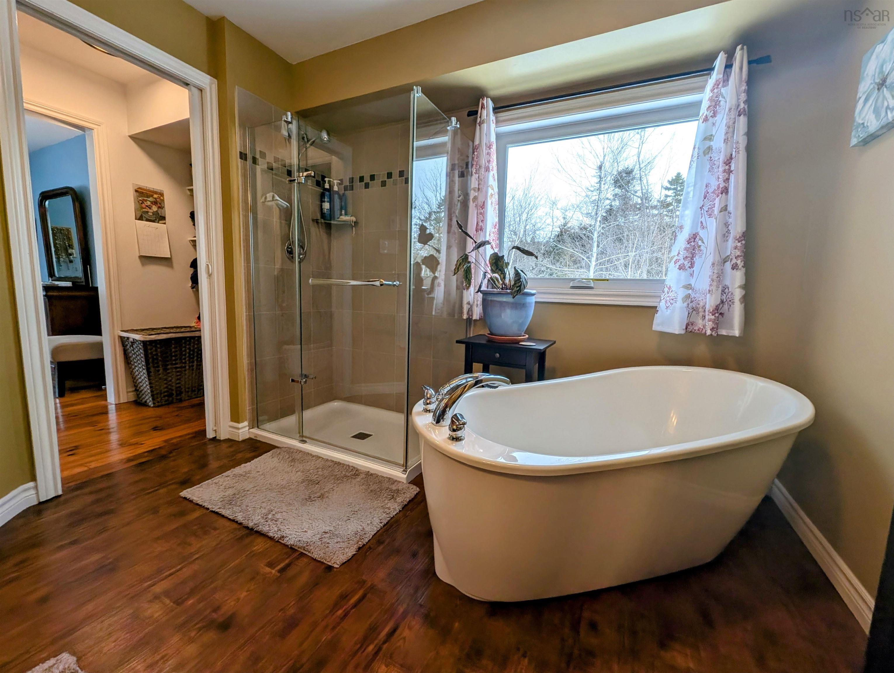 $749,900.00: 30 Terry Road, Windsor Junction