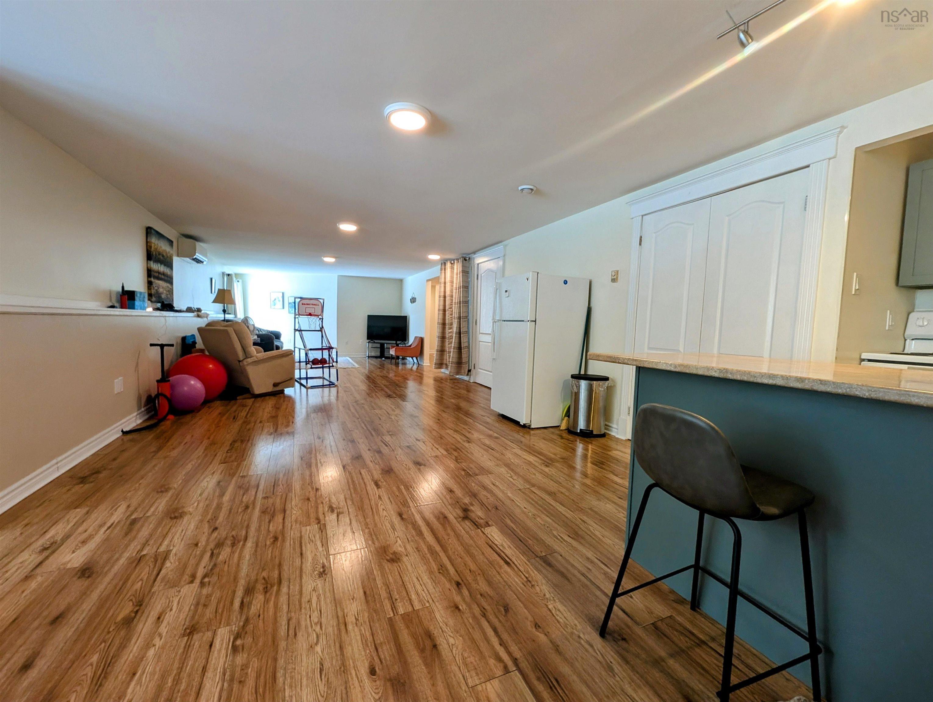 $749,900.00: 30 Terry Road, Windsor Junction