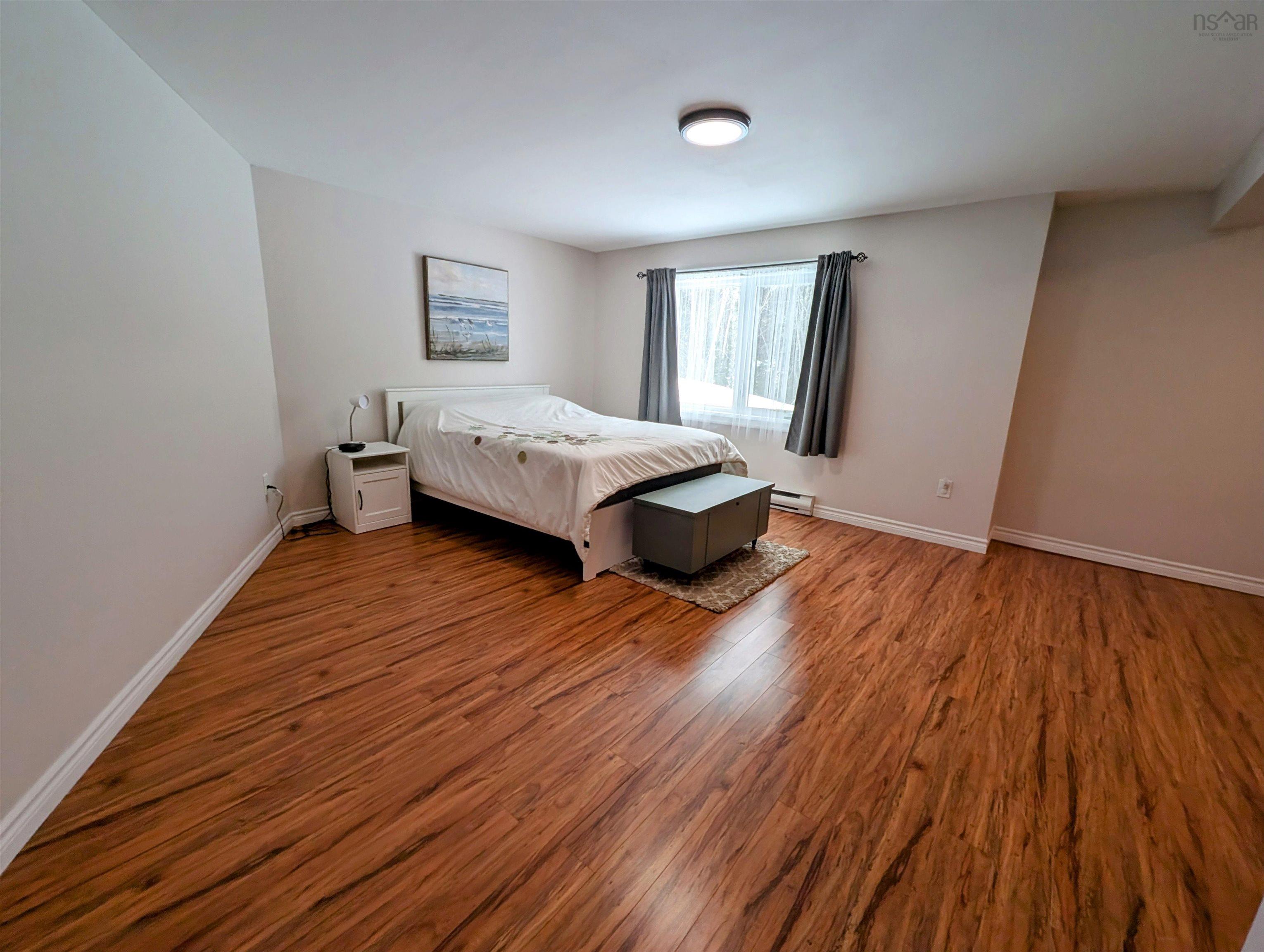 $749,900.00: 30 Terry Road, Windsor Junction