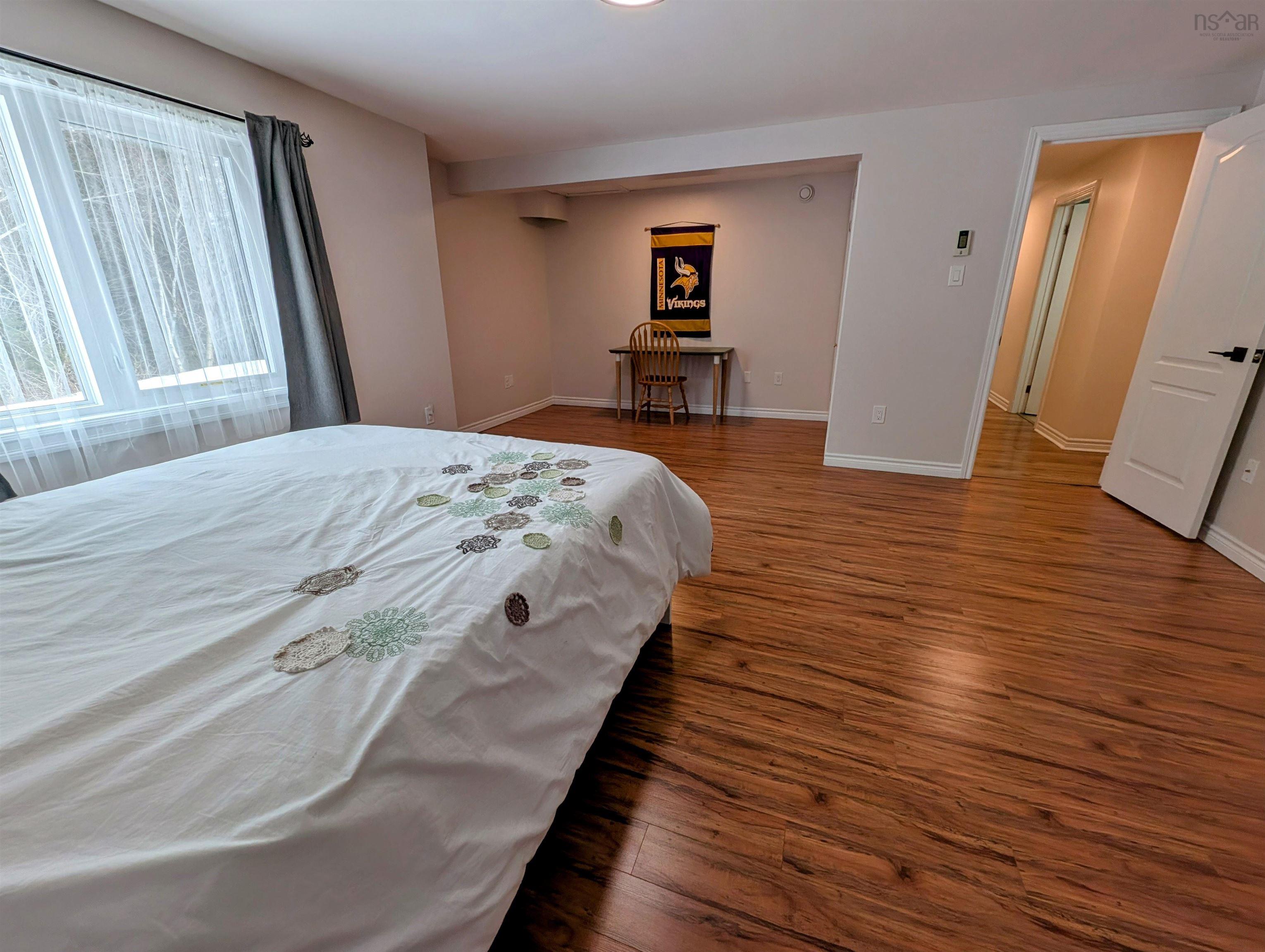 $749,900.00: 30 Terry Road, Windsor Junction