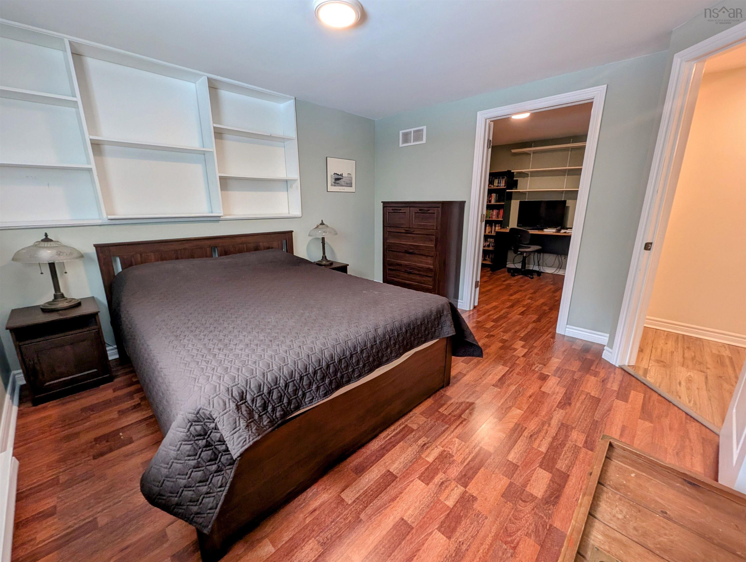 $749,900.00: 30 Terry Road, Windsor Junction