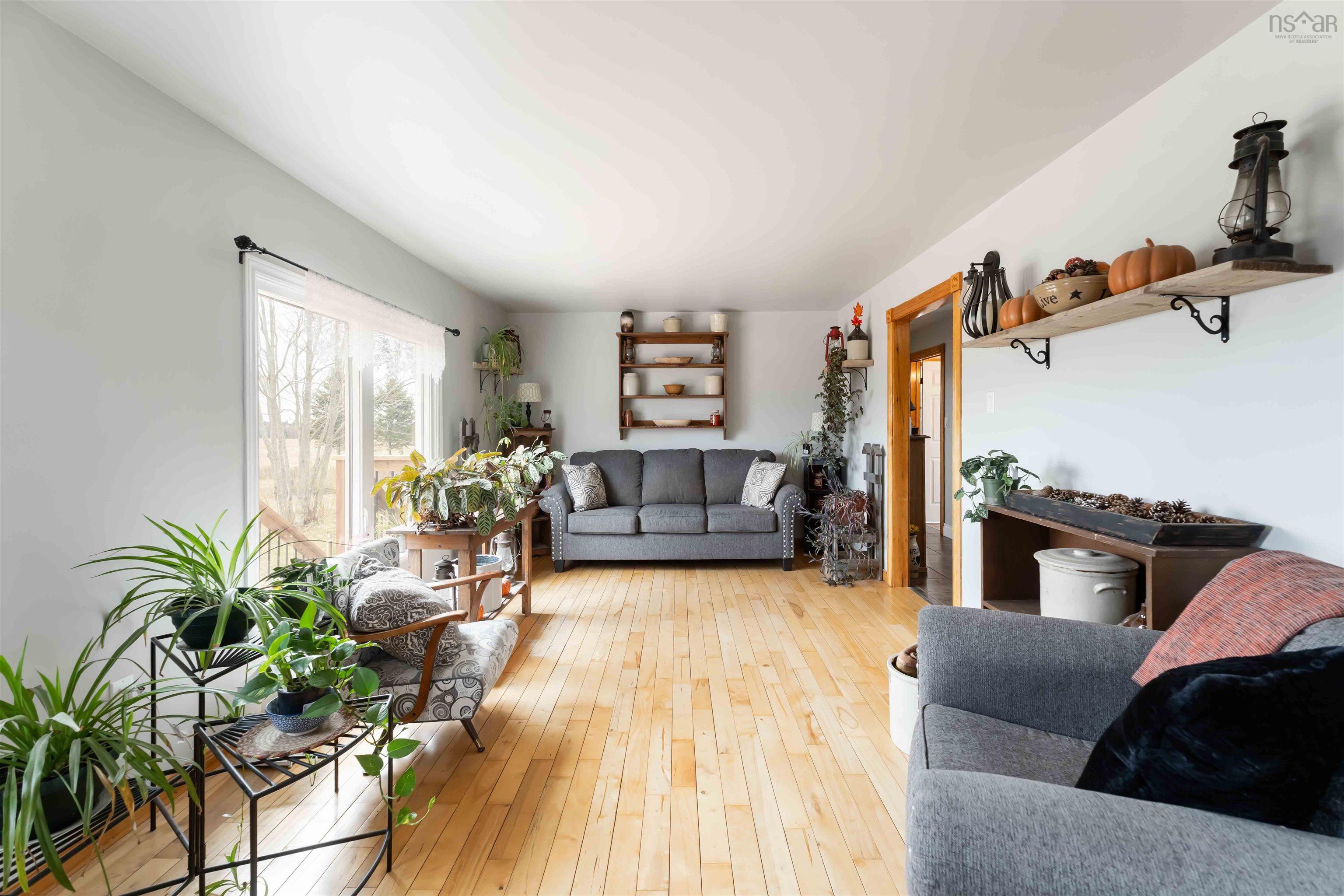 $424,900.00: 311 Morden Road, Selfridge Corner