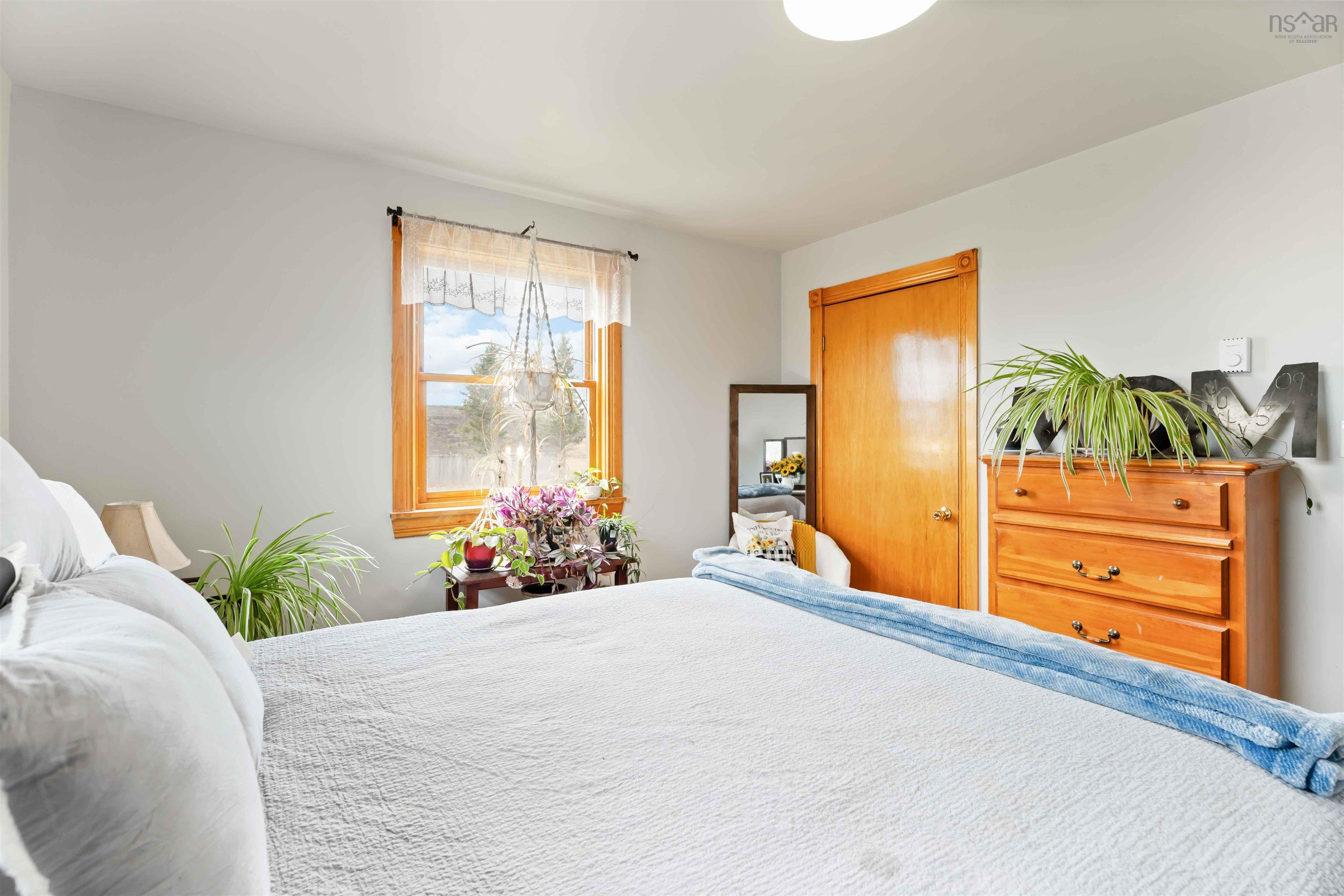 $424,900.00: 311 Morden Road, Selfridge Corner