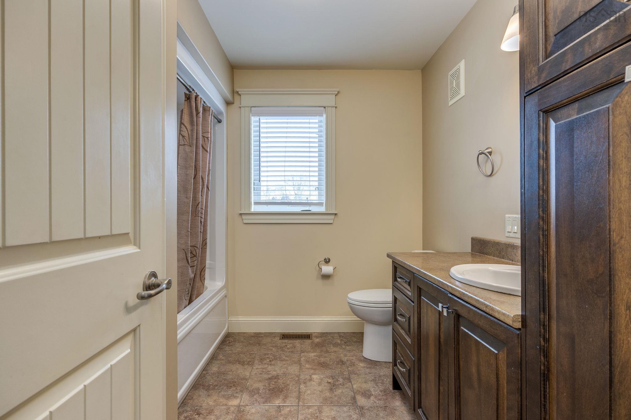 $859,900.00: 88 Ridge wood Court, Belnan