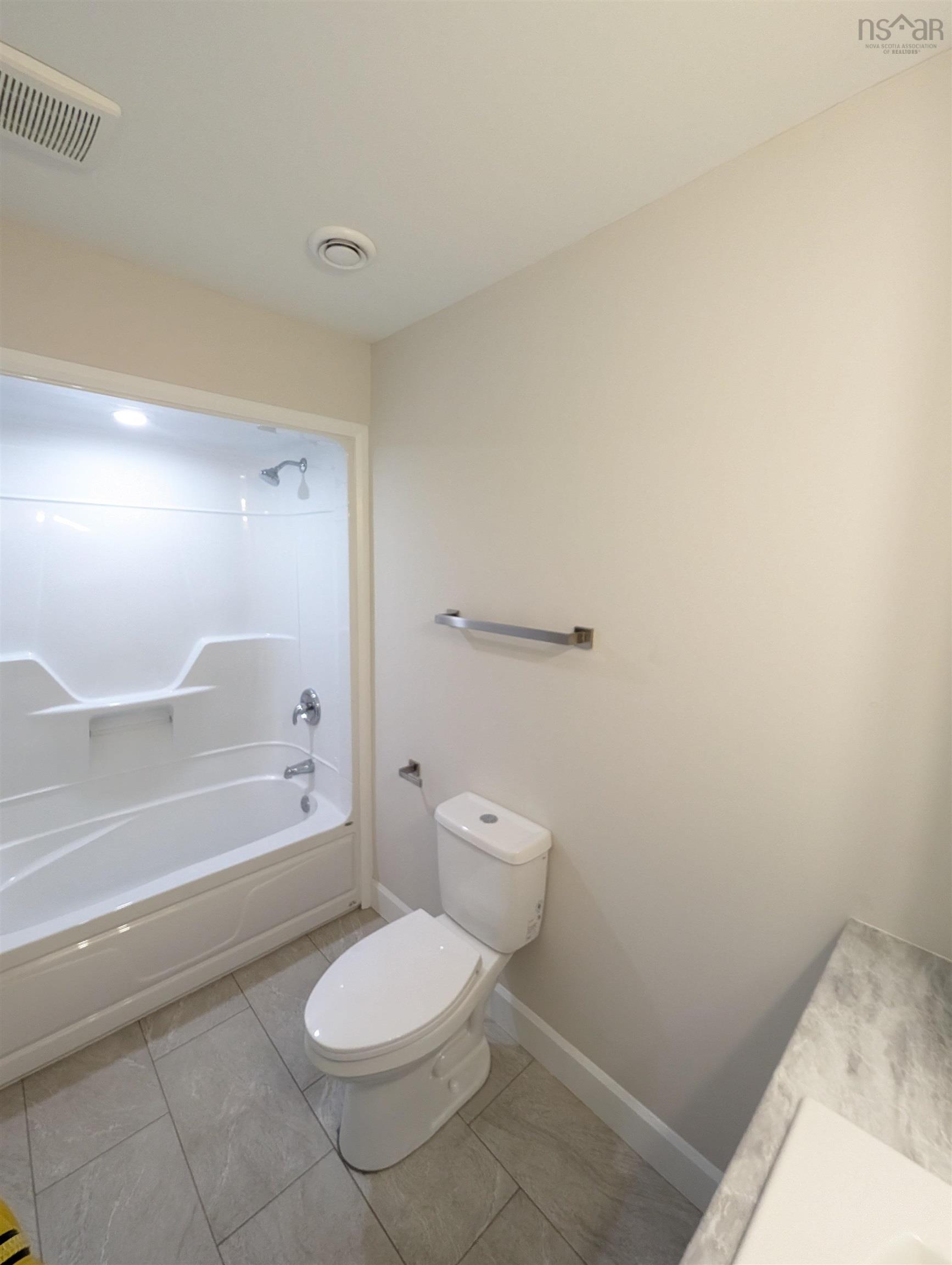 $849,000.00: 128 & 130 Renfrew Road, Hants