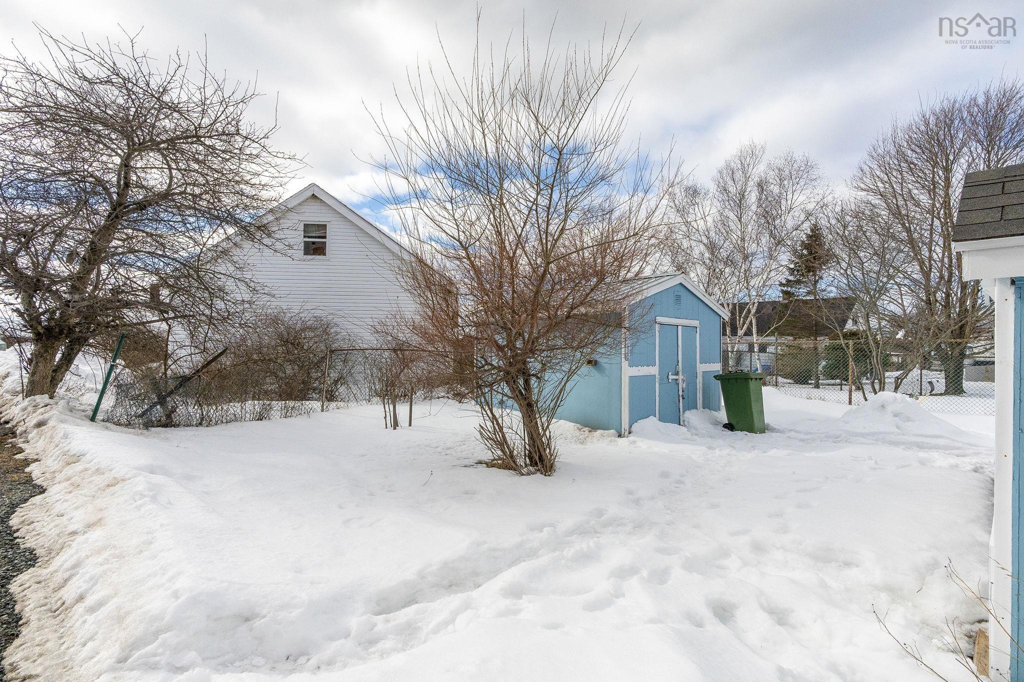 16 High Street, Dartmouth, NS (MLS 202603320)