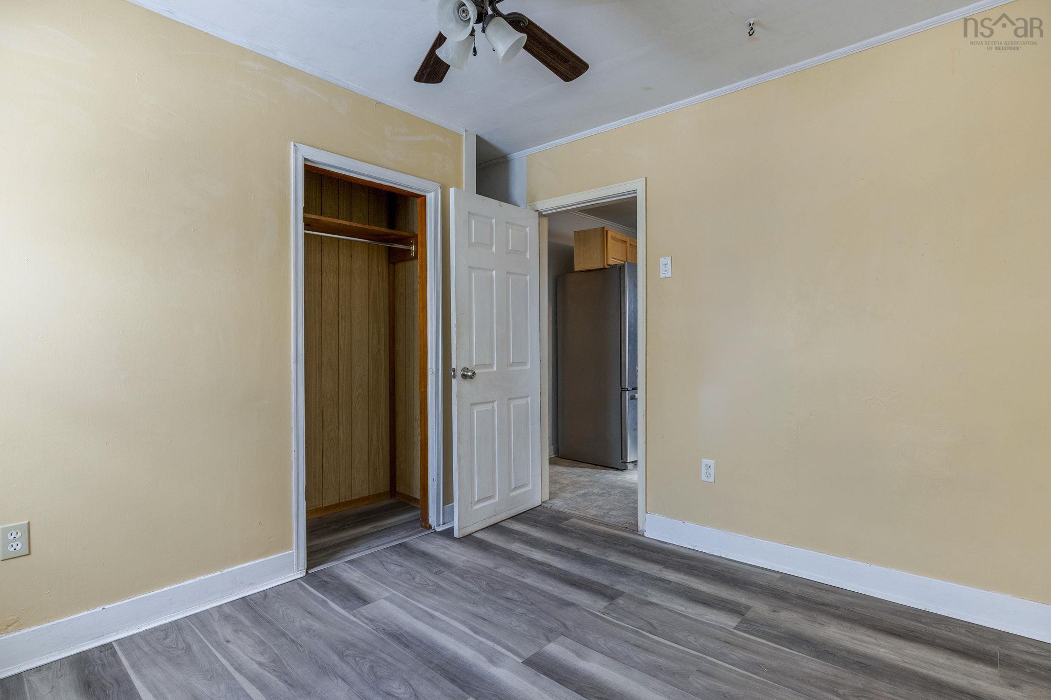 16 High Street, Dartmouth, NS (MLS 202603320)