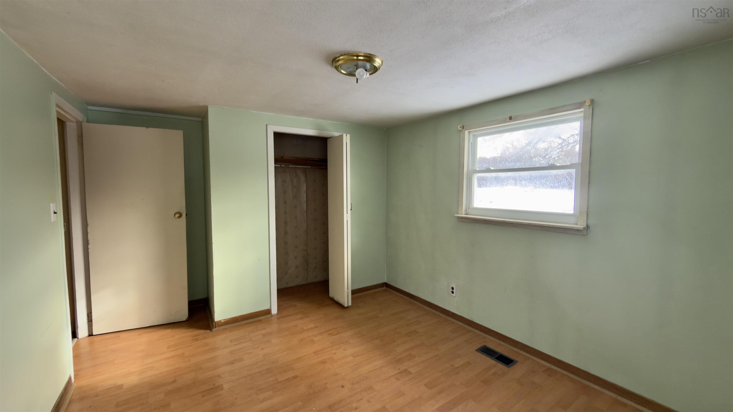 $149,900.00: 158 Jordantown Road, Jordantown