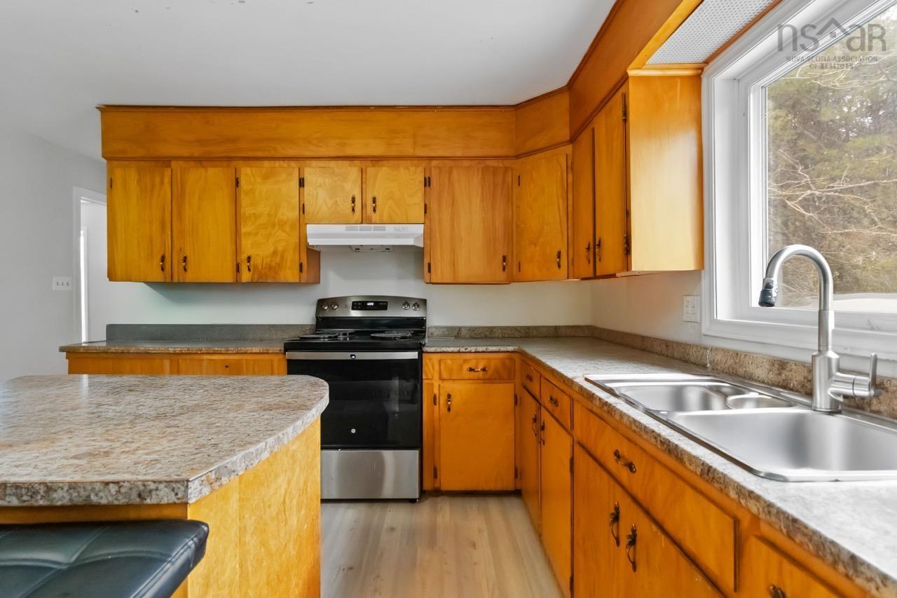 $749,500.00: 3728 Prospect Road, Shad Bay