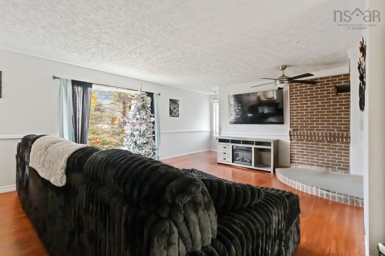 $749,500.00: 3728 Prospect Road, Shad Bay