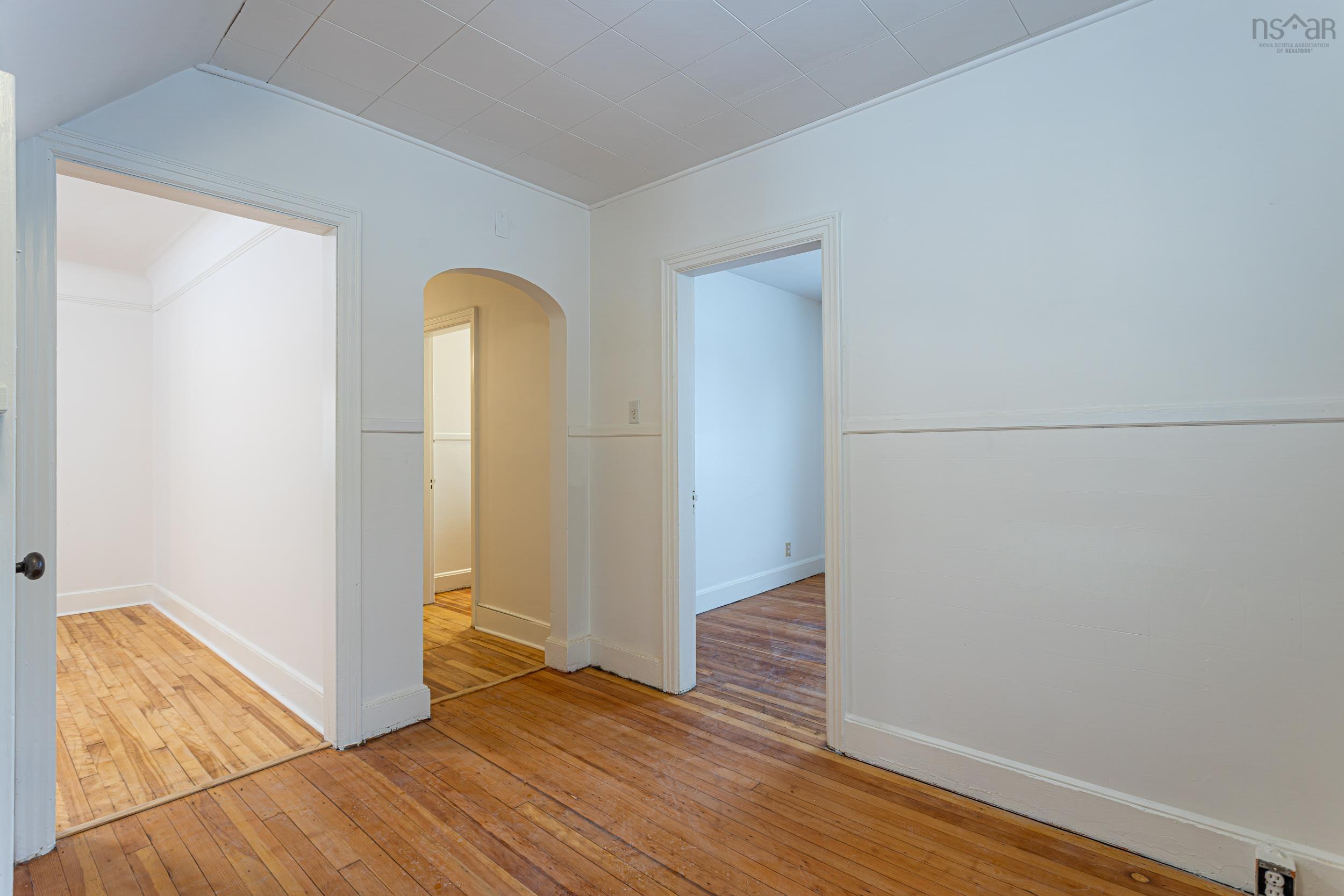 $549,000.00: 19/21 Knollwood Lane, Halifax