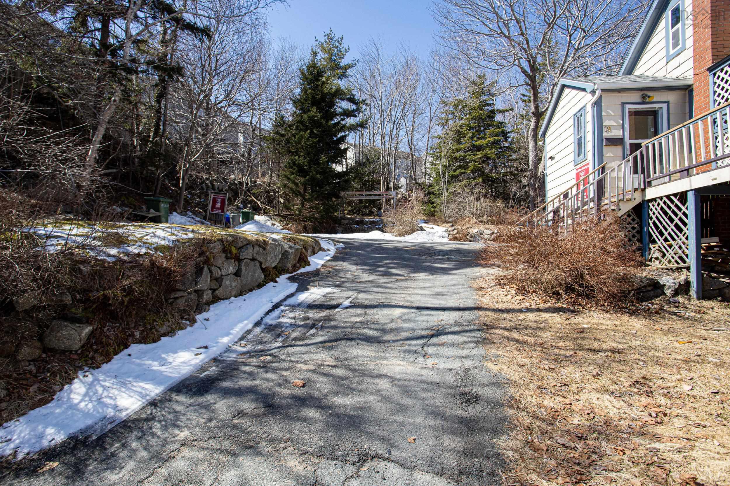 19/21 Knollwood Lane, Halifax, NS (MLS 202603330)