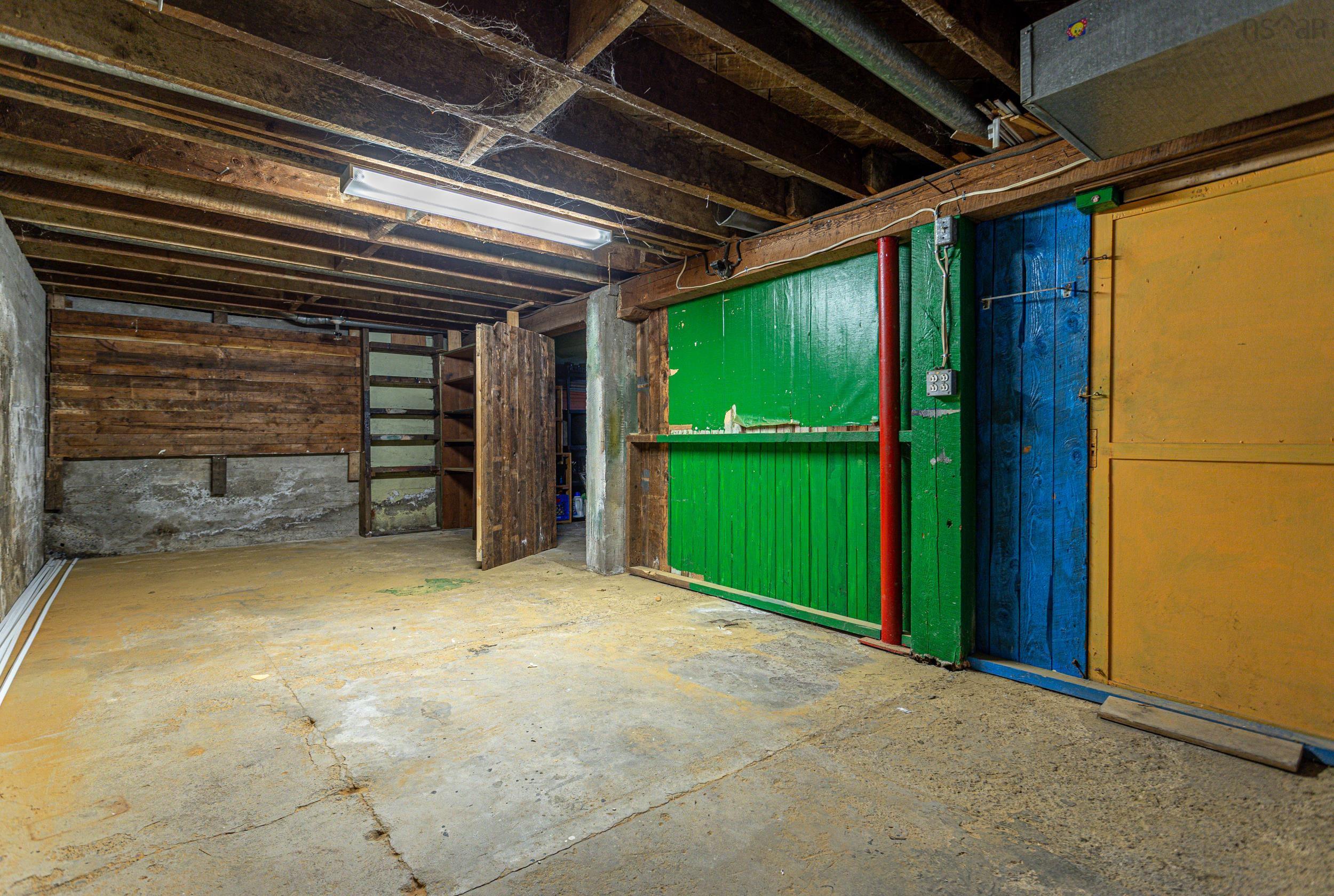 $549,000.00: 19/21 Knollwood Lane, Halifax