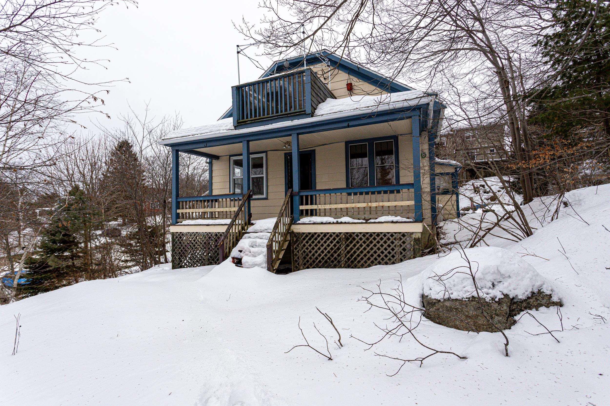 $549,000.00: 19/21 Knollwood Lane, Halifax