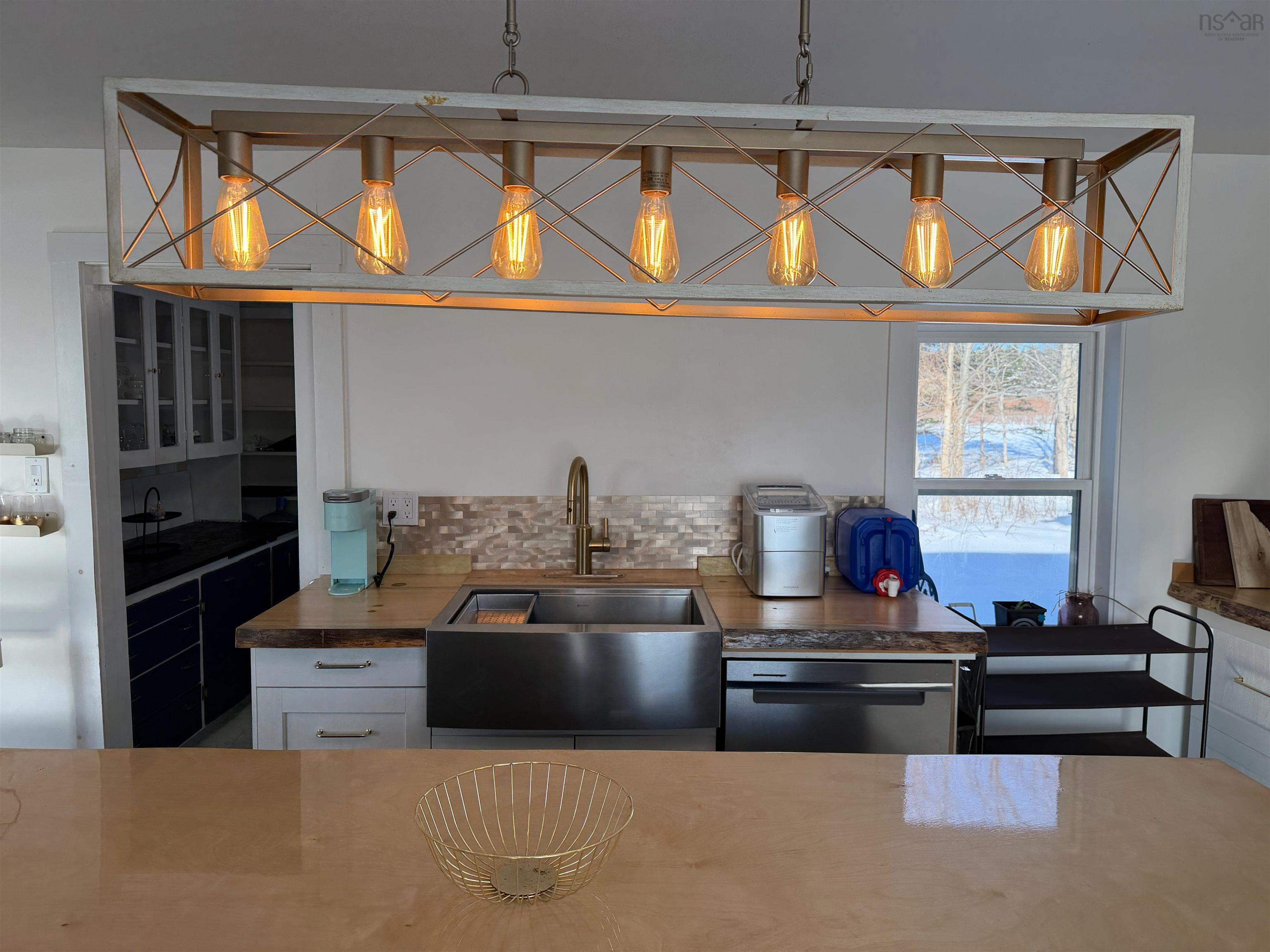 $399,000.00: 526 Cedar Lake Road, Cedar Lake